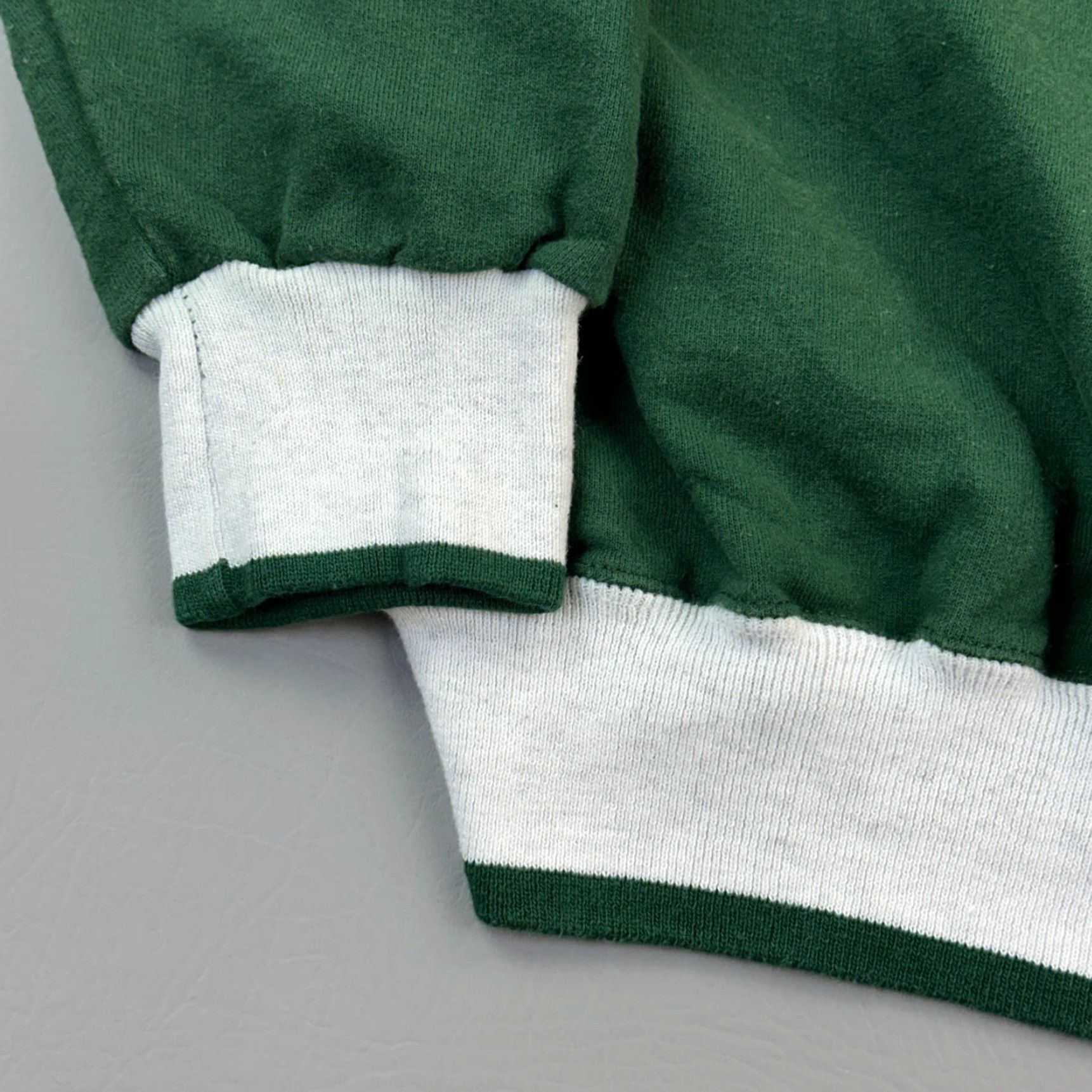 Vintage VINTAGE Legends Athletic Sweatshirt Mens 2XL Green Crewneck Pullover USA Sweatshirt Size US XXL / EU 58 / 5 - 6 Thumbnail