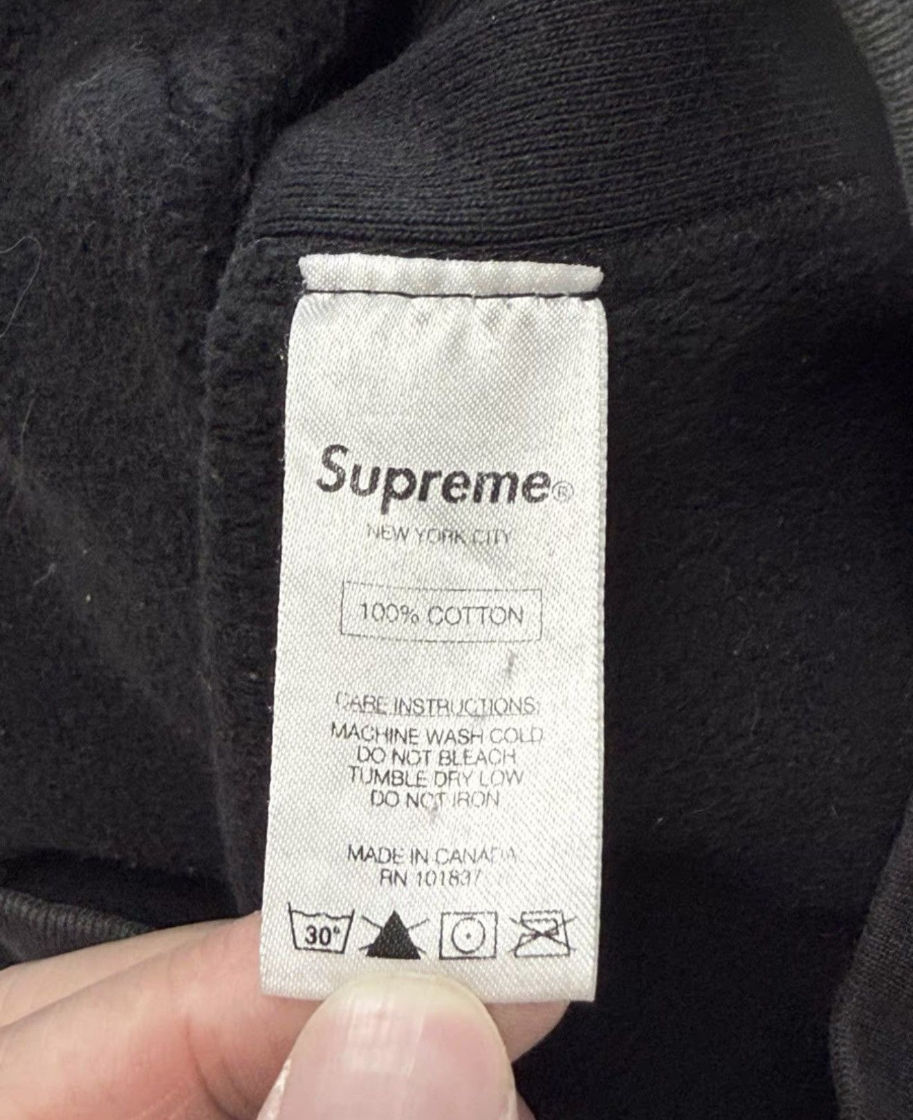 Supreme Supreme fw16 black on black hooded sweatshirt hoodie Size US M / EU 48-50 / 2 - 4 Thumbnail