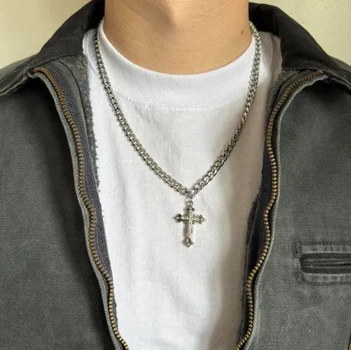 Jewelry Y2K Cuban link silver emo cross pendant necklace Size ONE SIZE - 4 Thumbnail
