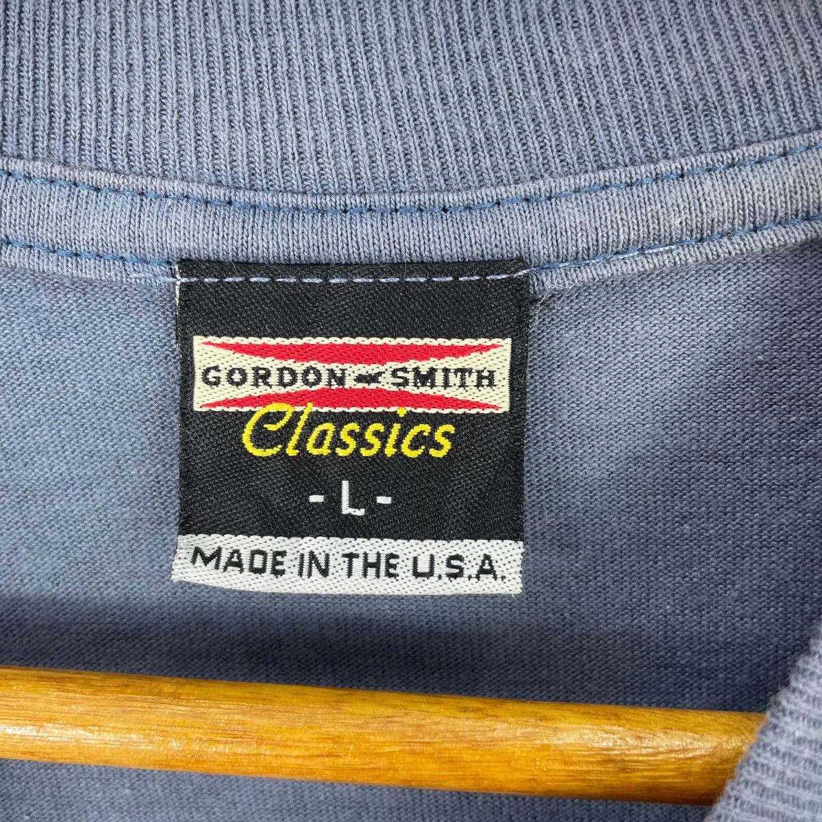 Vintage Vintage Gordon & Smith Surfing Tee Shirt Size US L / EU 52-54 / 3 - 6 Thumbnail