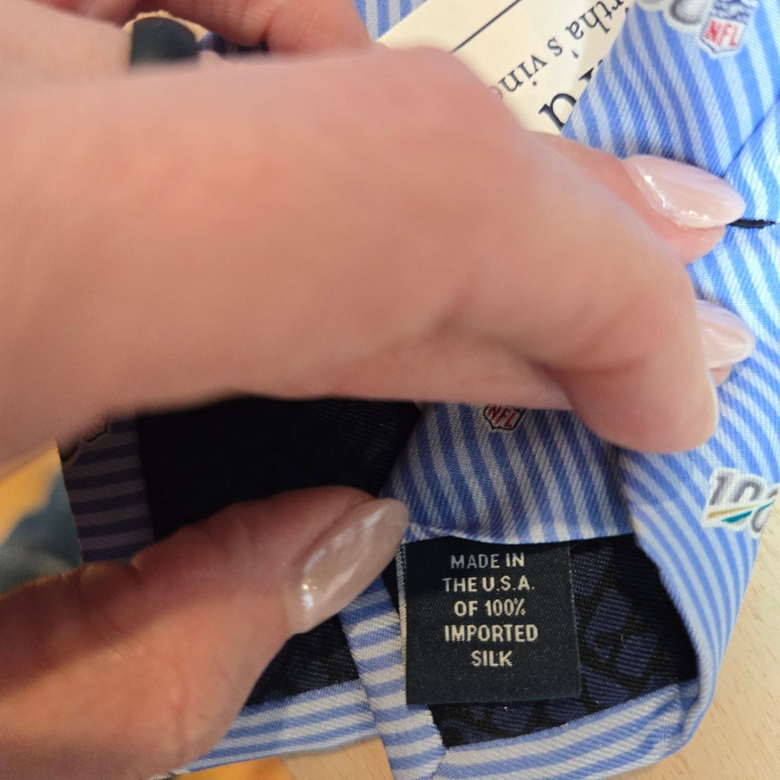 Vineyard Vines NWT Vineyard Vines NFL 100 years silk tie Custom Collection Size ONE SIZE - 3 Thumbnail