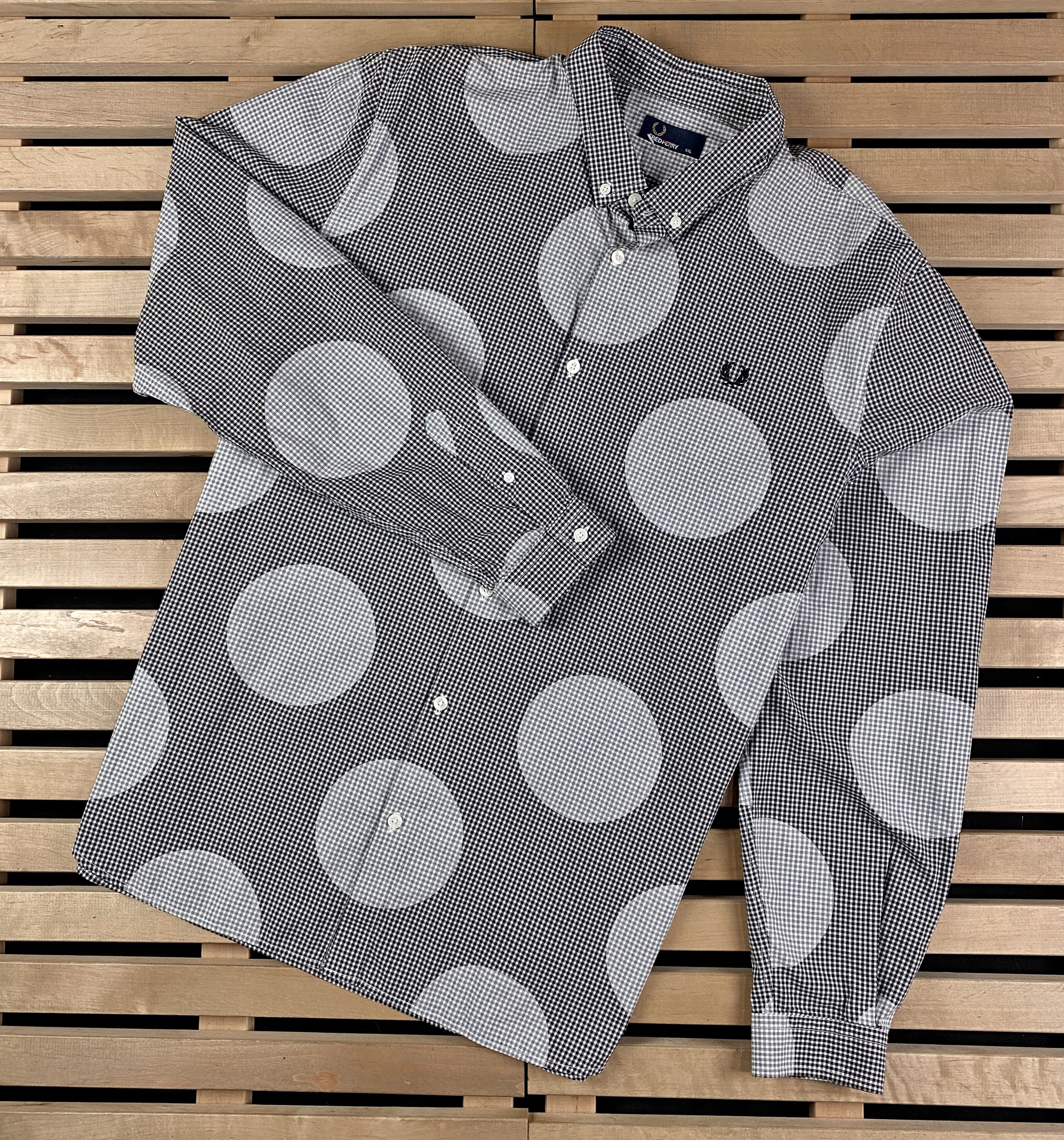 Fred Perry Mens Shirt Long Sleeve Fred Perry Size XXL Printed Size US XXL / EU 58 / 5 - 1 Thumbnail