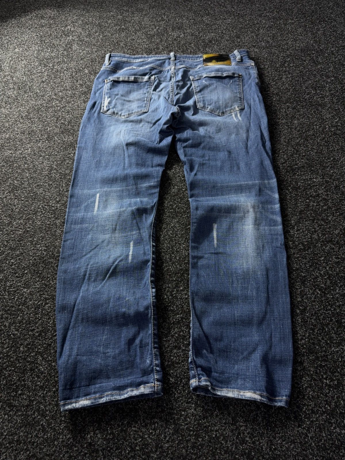 Dsquared2 Dsquared2 Blue Distressed Denim Jeans Men’s pants Size US 37 - 8 Thumbnail