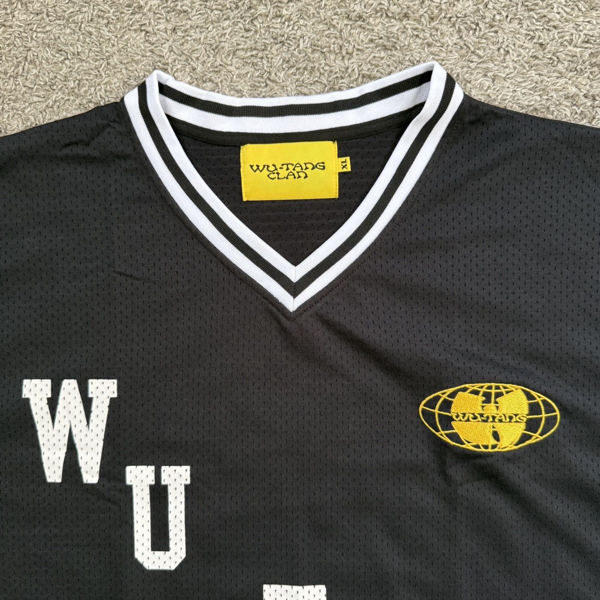Wu-Tang Clan 🔴Wu-Tang Hockey Jersey Size XL Rare WuTang Clan Method Man Size US XL / EU 56 / 4 - 11 Thumbnail