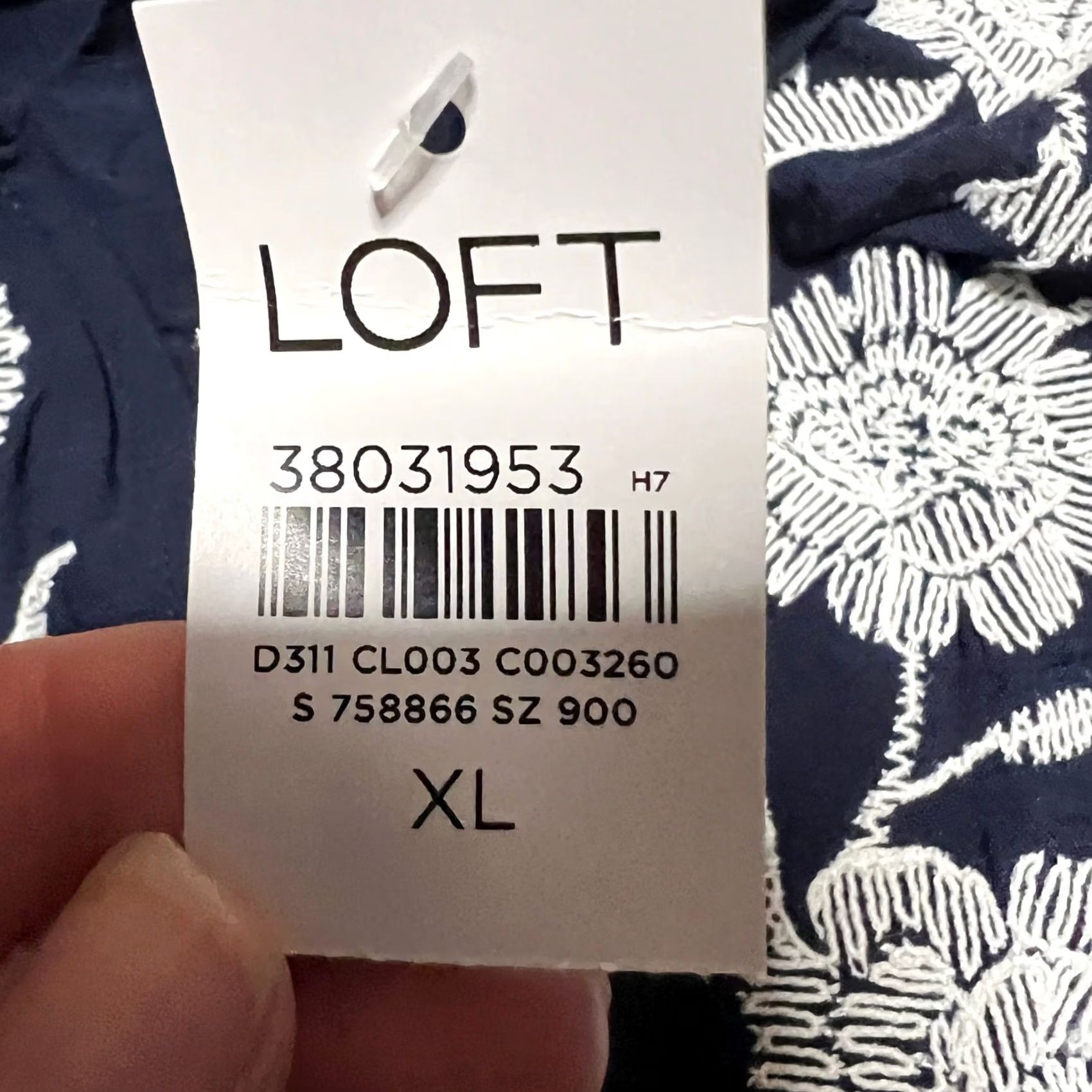 Loft LOFT Shirt Womens XL Blouse Embroidered Long Sleeve Navy Blue India Women XL Blouse Size XL / US 12-14 / IT 48-50 - 3 Thumbnail