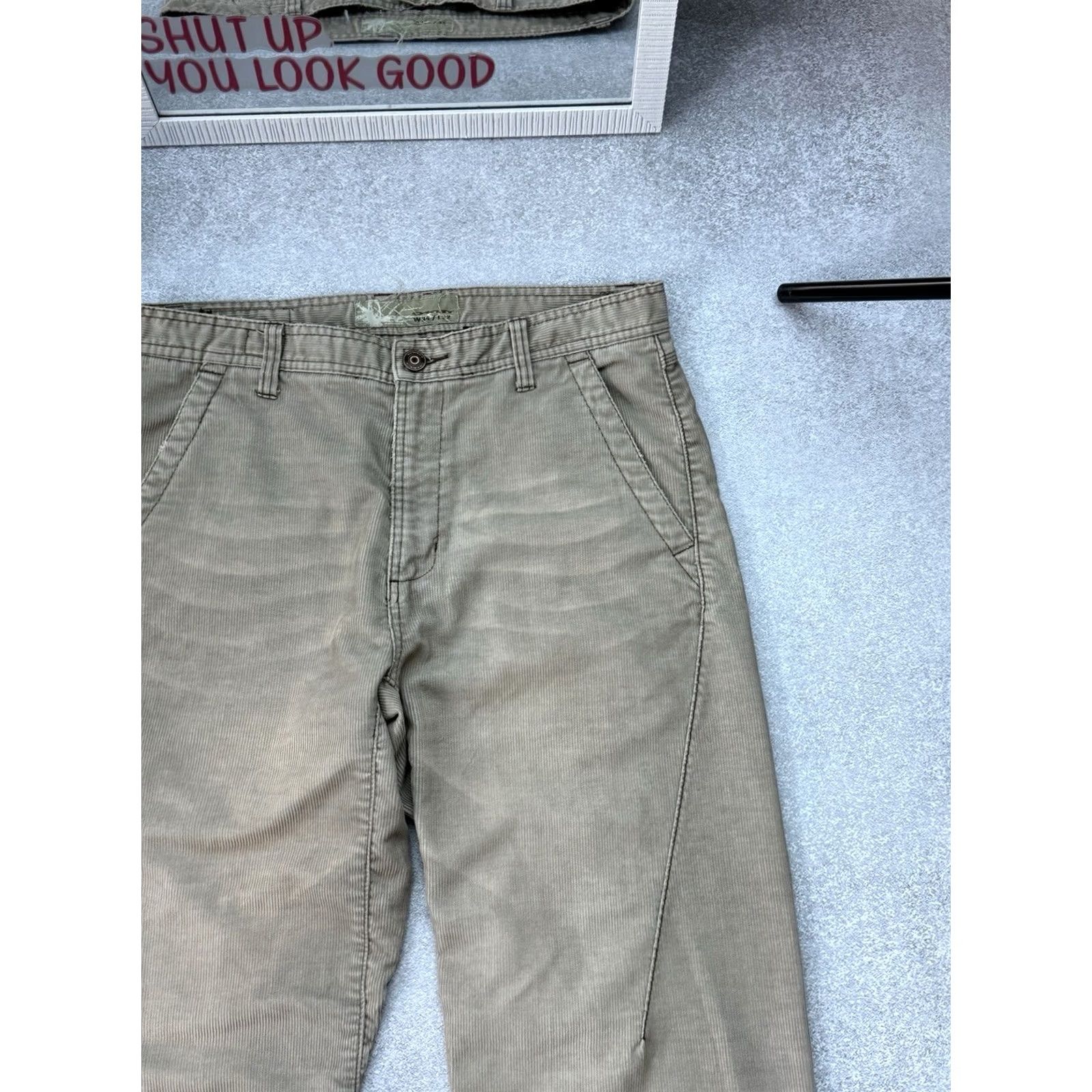 Oakley VINTAGE Oakley Chinos Pants Outdoor Distressed Style Y2K Khaki Men W34 L32 Pants Size US 34 / EU 50 - 3 Thumbnail