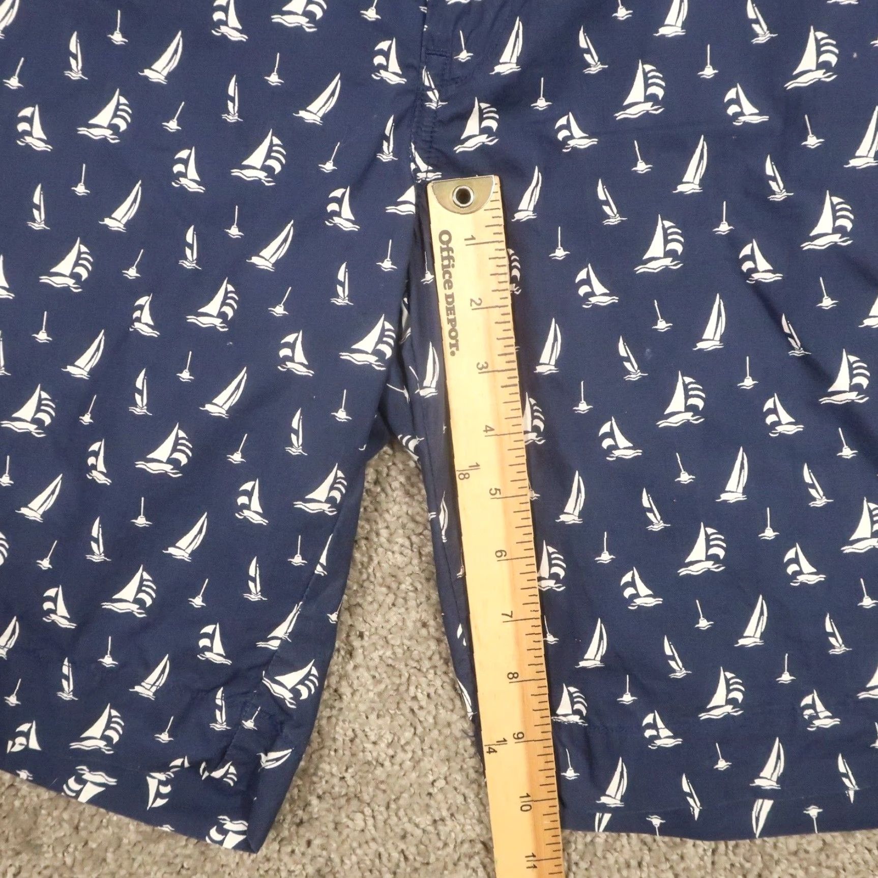 Polo Ralph Lauren VTG Polo Ralph Lauren Shorts Mens 34 Allover Embroidered Sailboats Nautical EUC Size US S / EU 44-46 / 1 - 7 Thumbnail