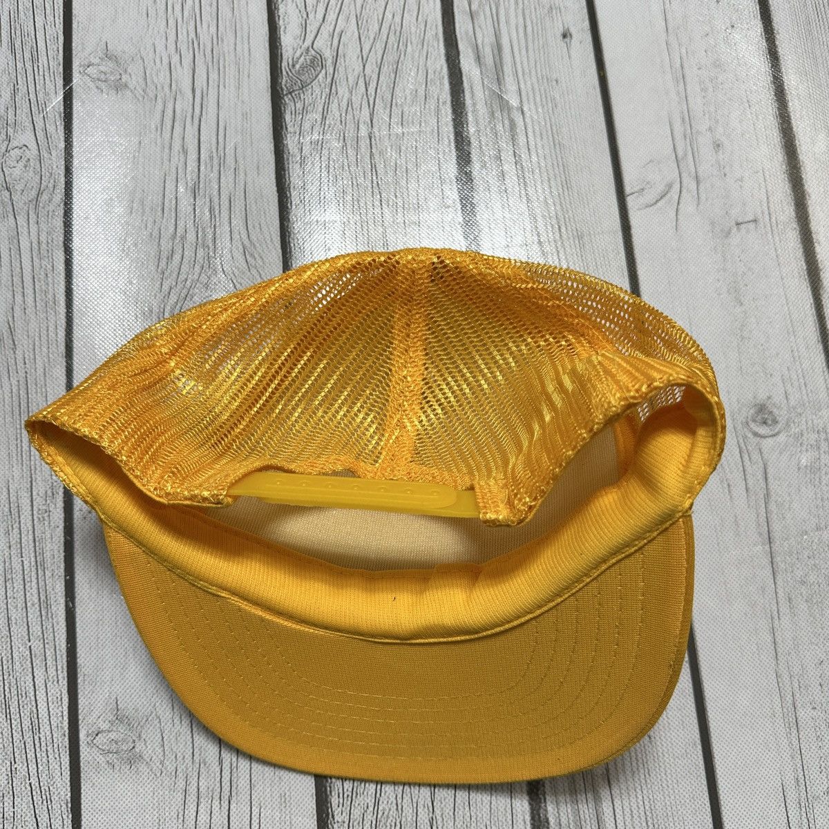 Vintage Vintage Drinking trucker hat Size ONE SIZE - 2 Thumbnail