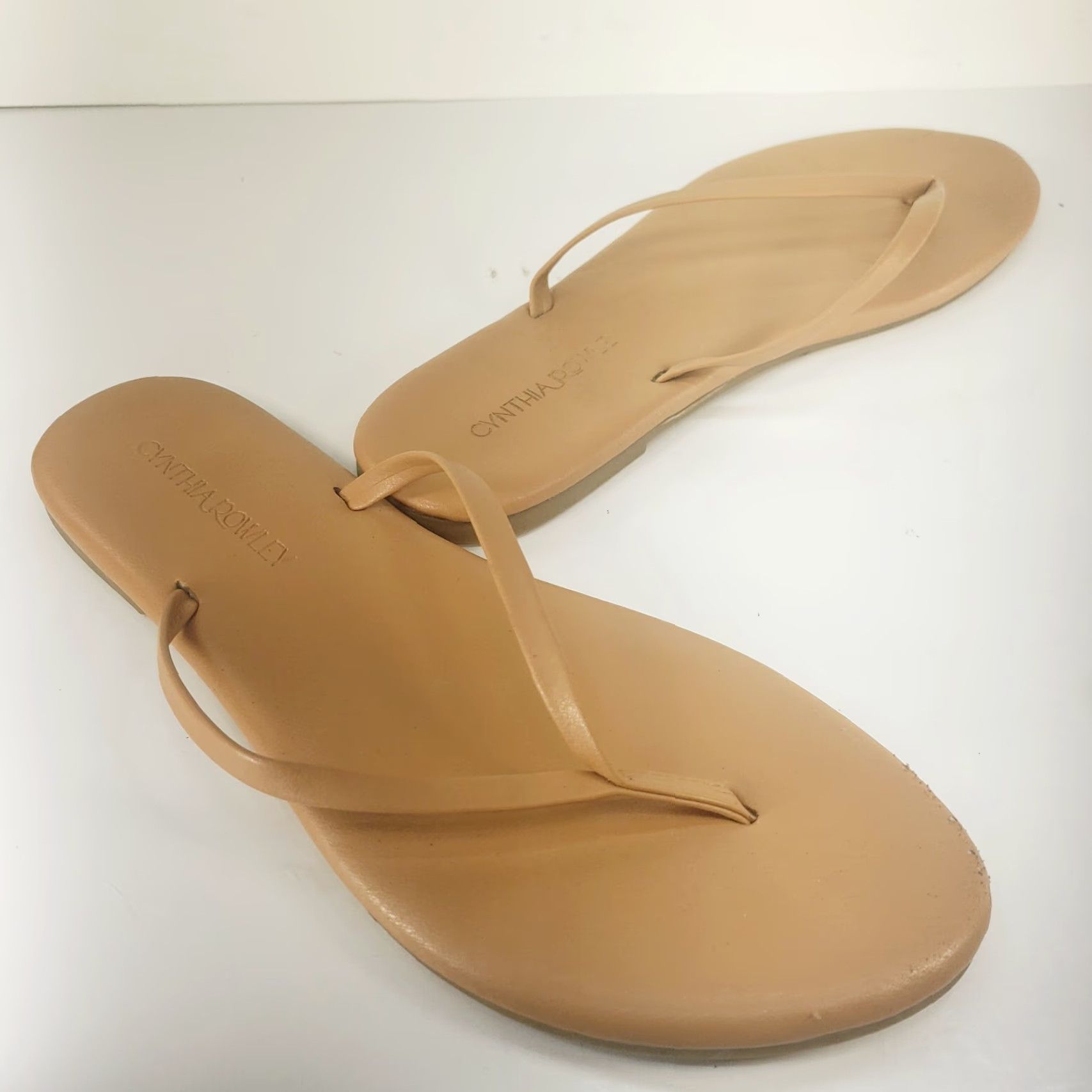 Cynthia Rowley Cynthia Rowley Tan Flat Sandal Women Size 9 Thong Strap Slip On Minimal Design Casual Summer Size US 9 / IT 39 - 2 Thumbnail