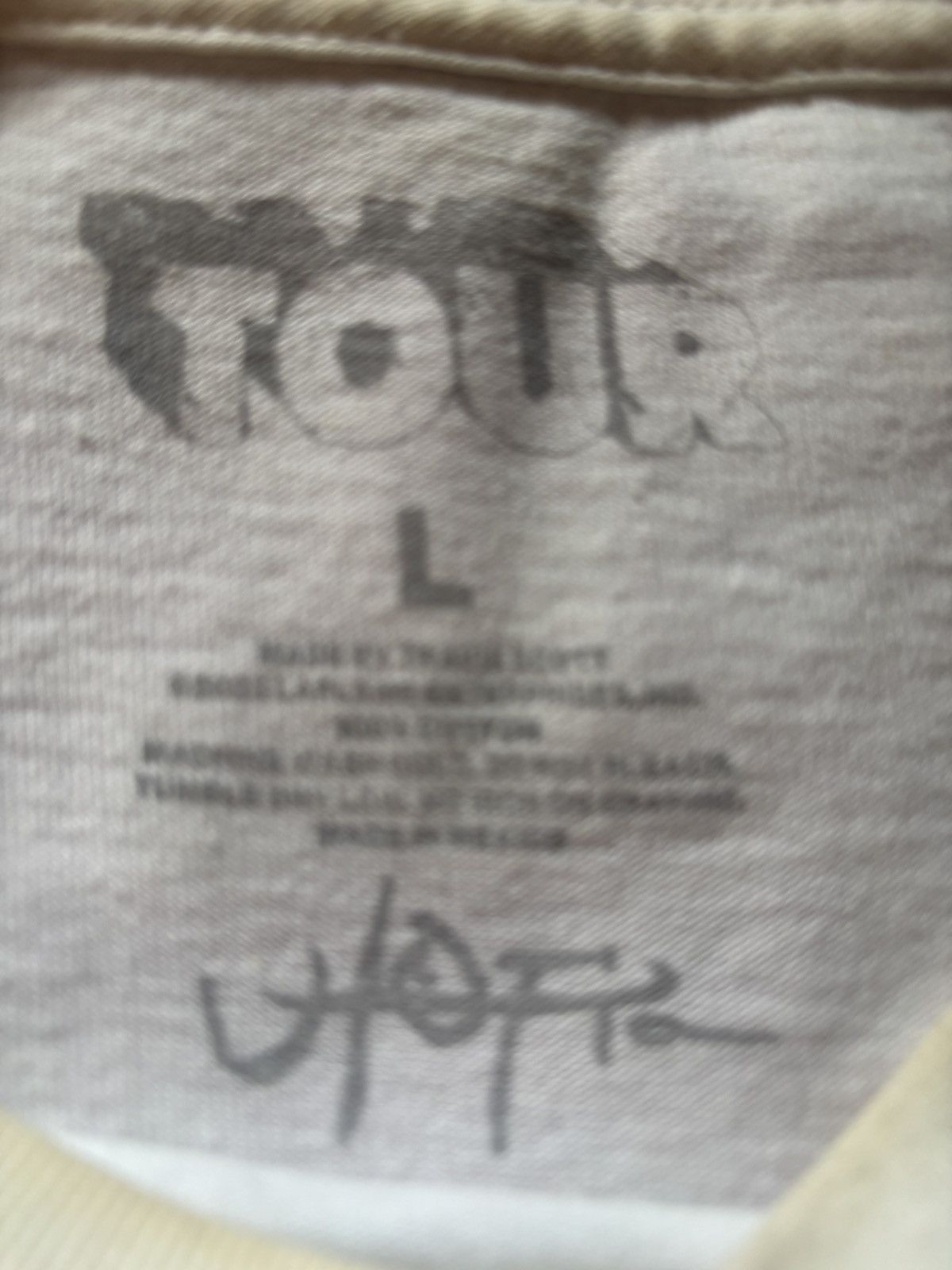 Travis Scott Travis scott utopia tour tee Size US L / EU 52-54 / 3 - 2 Thumbnail