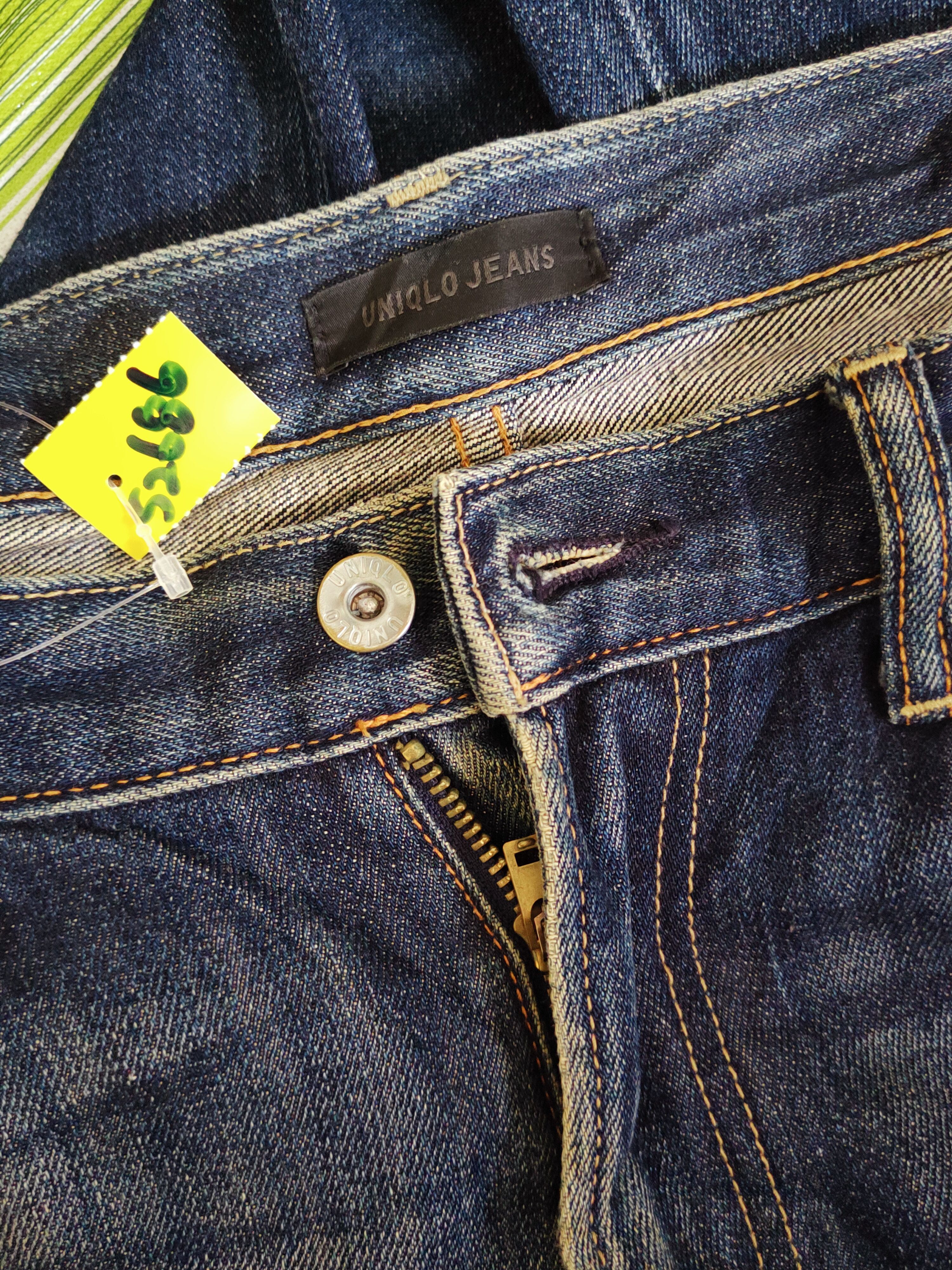 Japanese Brand Uniqlo Dark Blue Distressed Ripped Jeans #S2686 Size US 31 - 16 Thumbnail