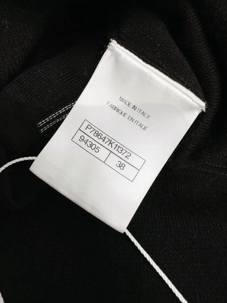 Chanel Chanel 25C Early Spring Show Black Hooded brooch Zipper Dr Size XS / US 0-2 / IT 36-38 - 7 Thumbnail