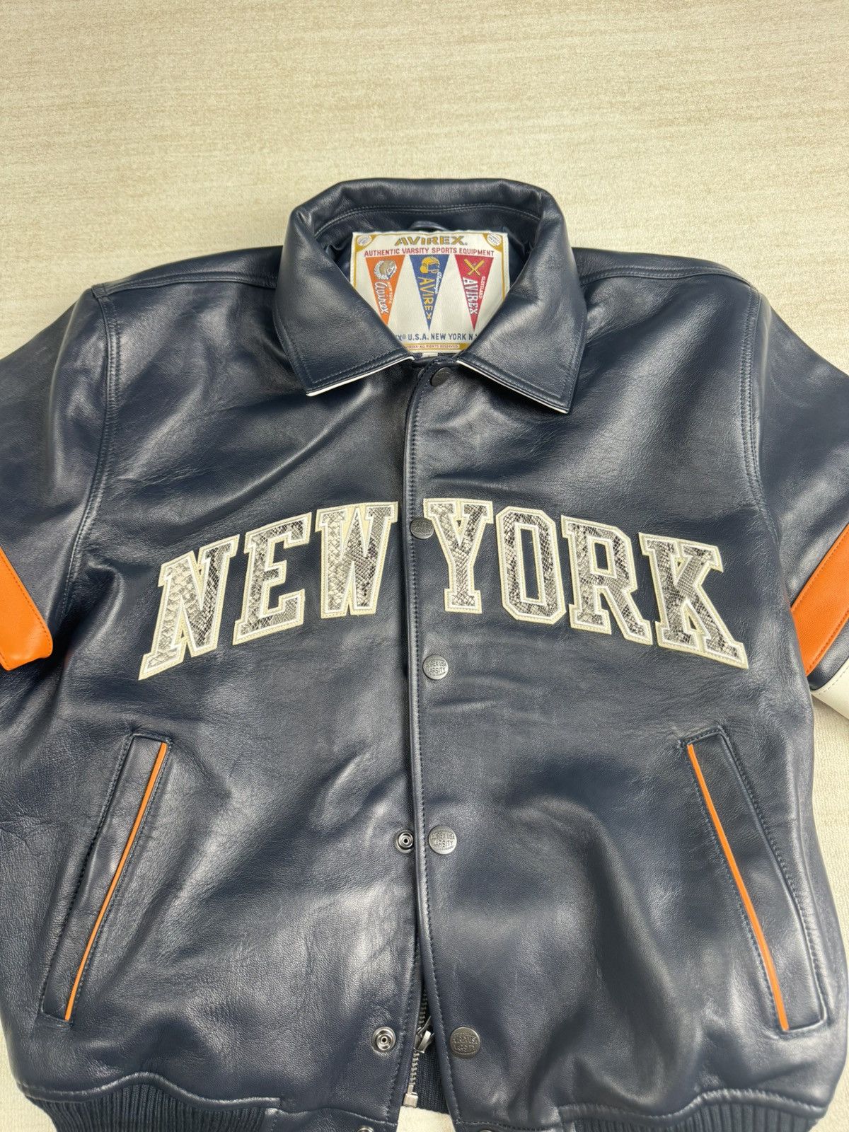 Avirex × Kith Kith Avirex Knicks legend leather jacket L Size US L / EU 52-54 / 3 - 1 Thumbnail