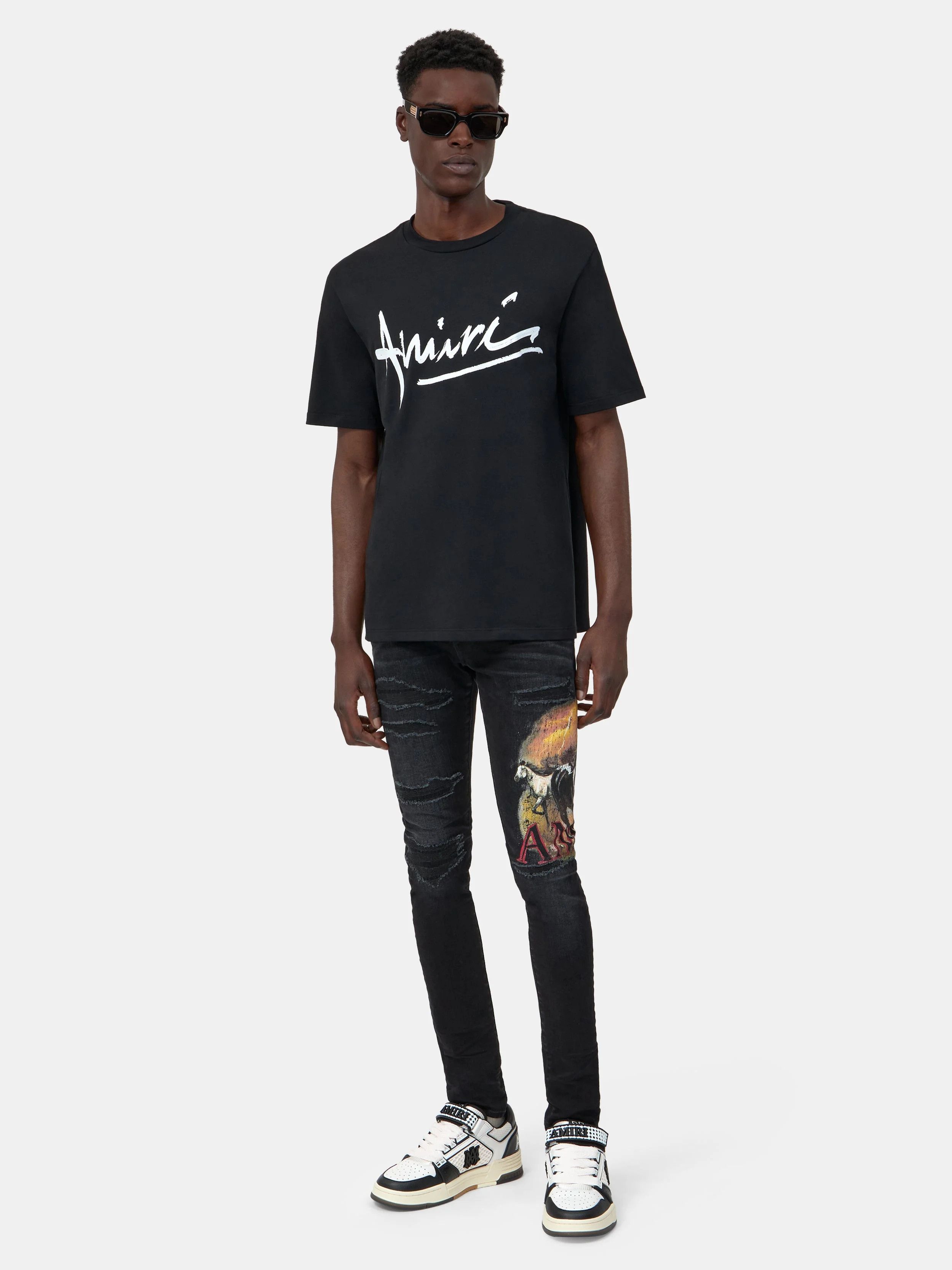 Amiri os11x0326 Script T-Shirt in Black Size US XL / EU 56 / 4 - 2 Thumbnail