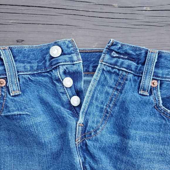 Levi's Levi's 501 Original Cutoff Superlow Low Rise Booty Shorts Size 24" / US 00 / IT 34 - 7 Thumbnail