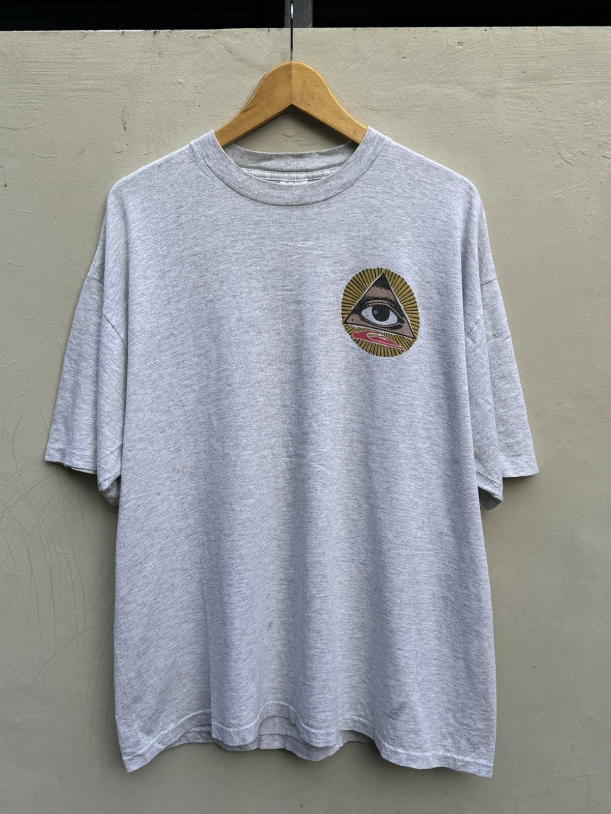 RARE Vintage 90’s Quiksilver Freemason T-shirt