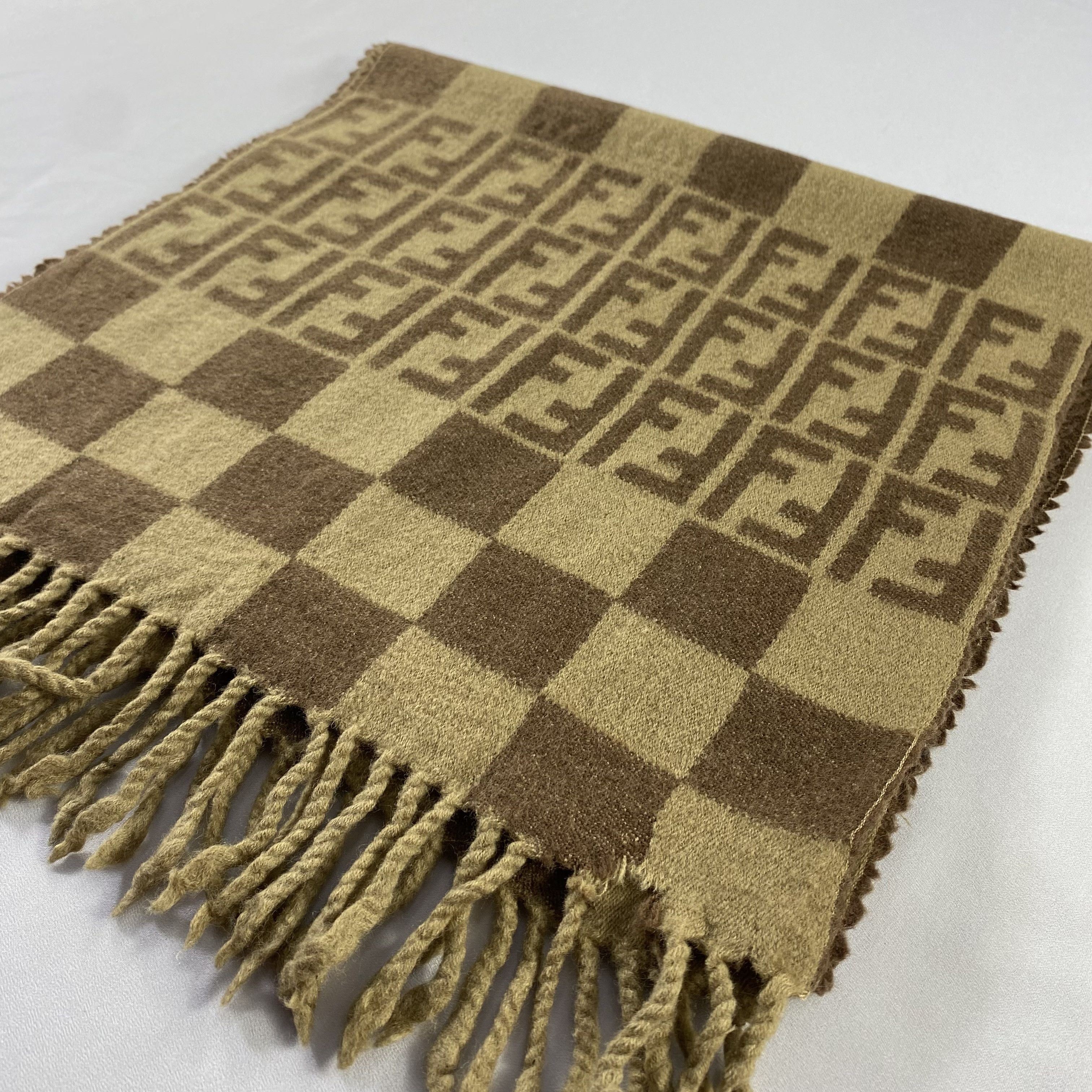 Fendi Fendi Monogram Scarf Neck Wrap Monogram Wool Muffler Size ONE SIZE - 4 Thumbnail