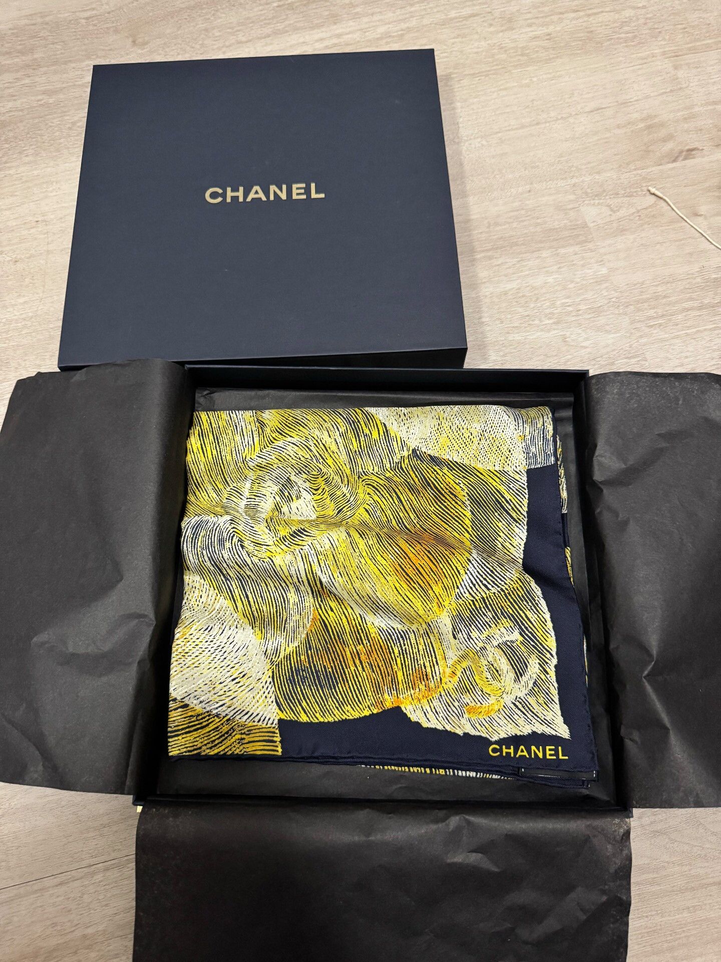 Chanel Chanel 90cm Square Scarf Size ONE SIZE - 1 Preview