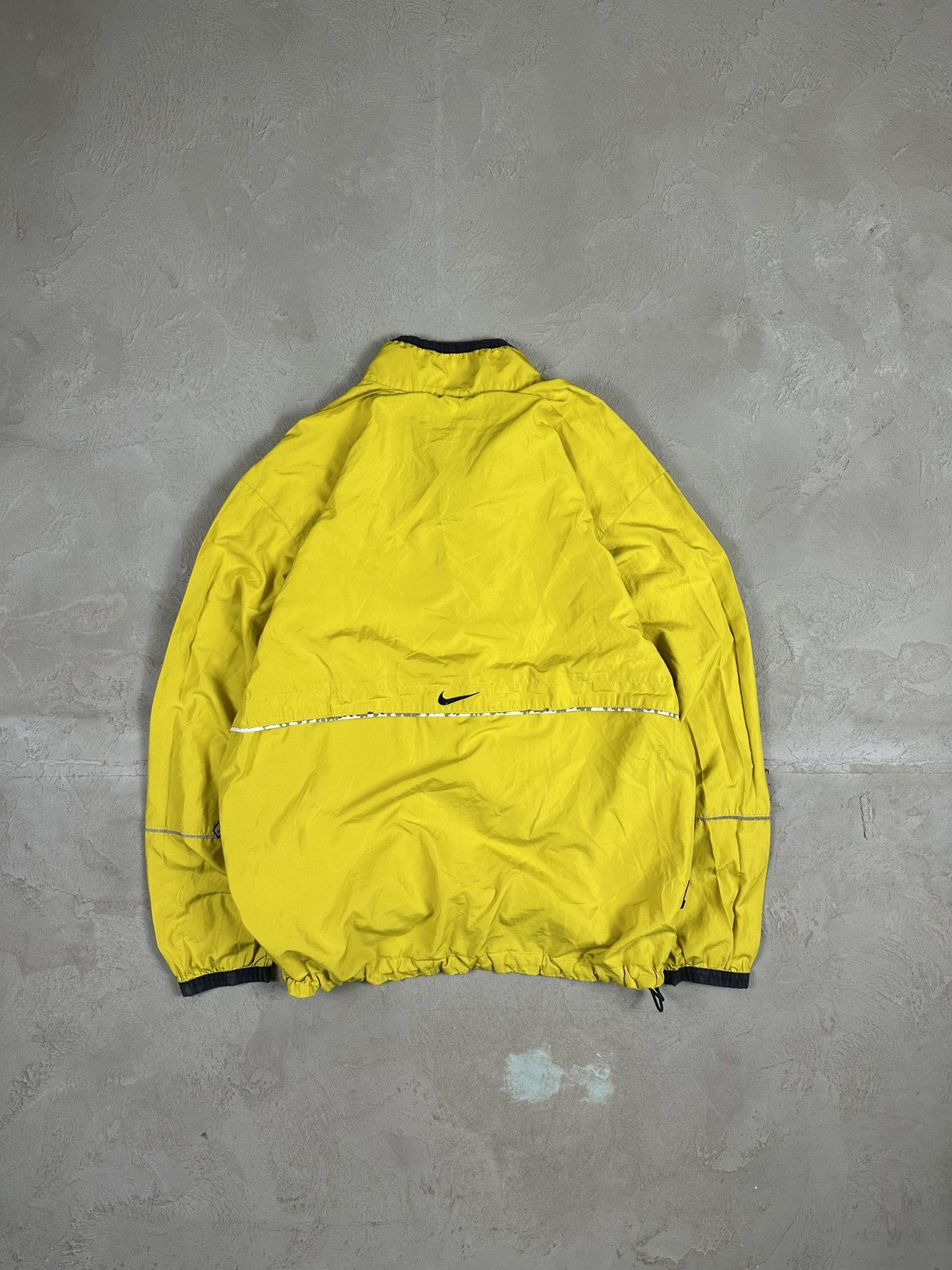 Nike 90s Vintage Nike Tracksuit Nylon Light Boxy Jacket Size US L / EU 52-54 / 3 - 10 Thumbnail
