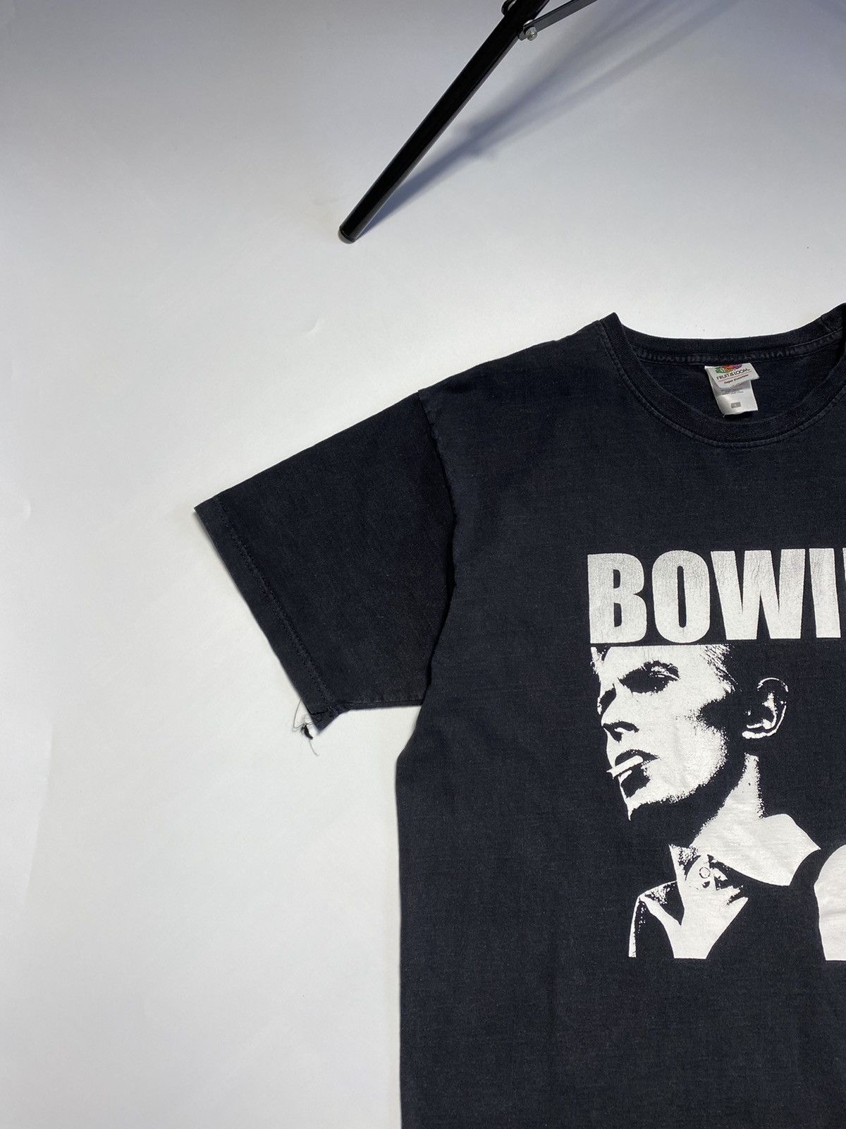 Band Tees × Vintage Vintage Y2K David Bowie Portrait Sun Faded T-Shirt Size US M / EU 48-50 / 2 - 2 Thumbnail