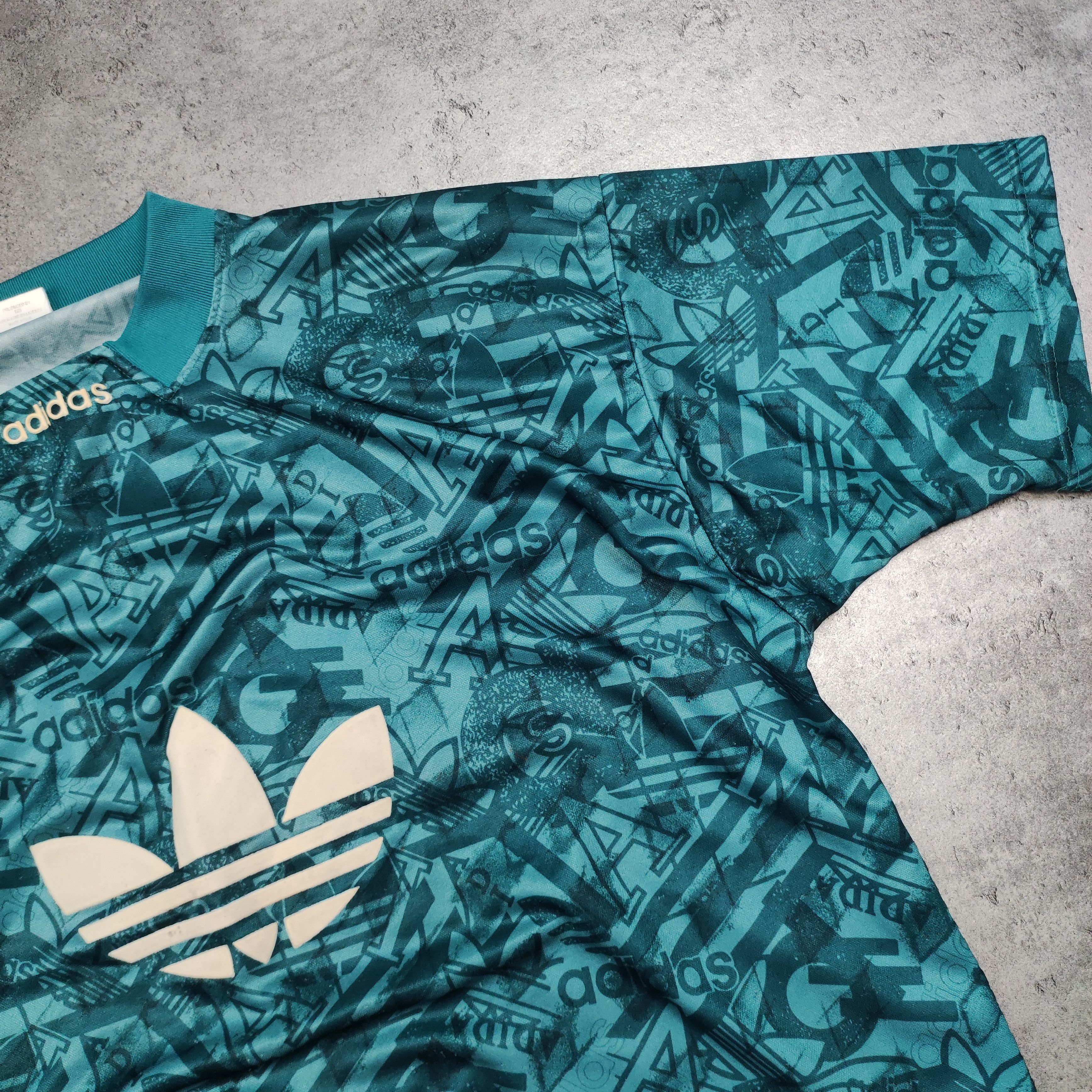 Adidas × Vintage Vintage RARE 90s Adidas Originals Big Logo Football Jersey Size US L / EU 52-54 / 3 - 5 Thumbnail