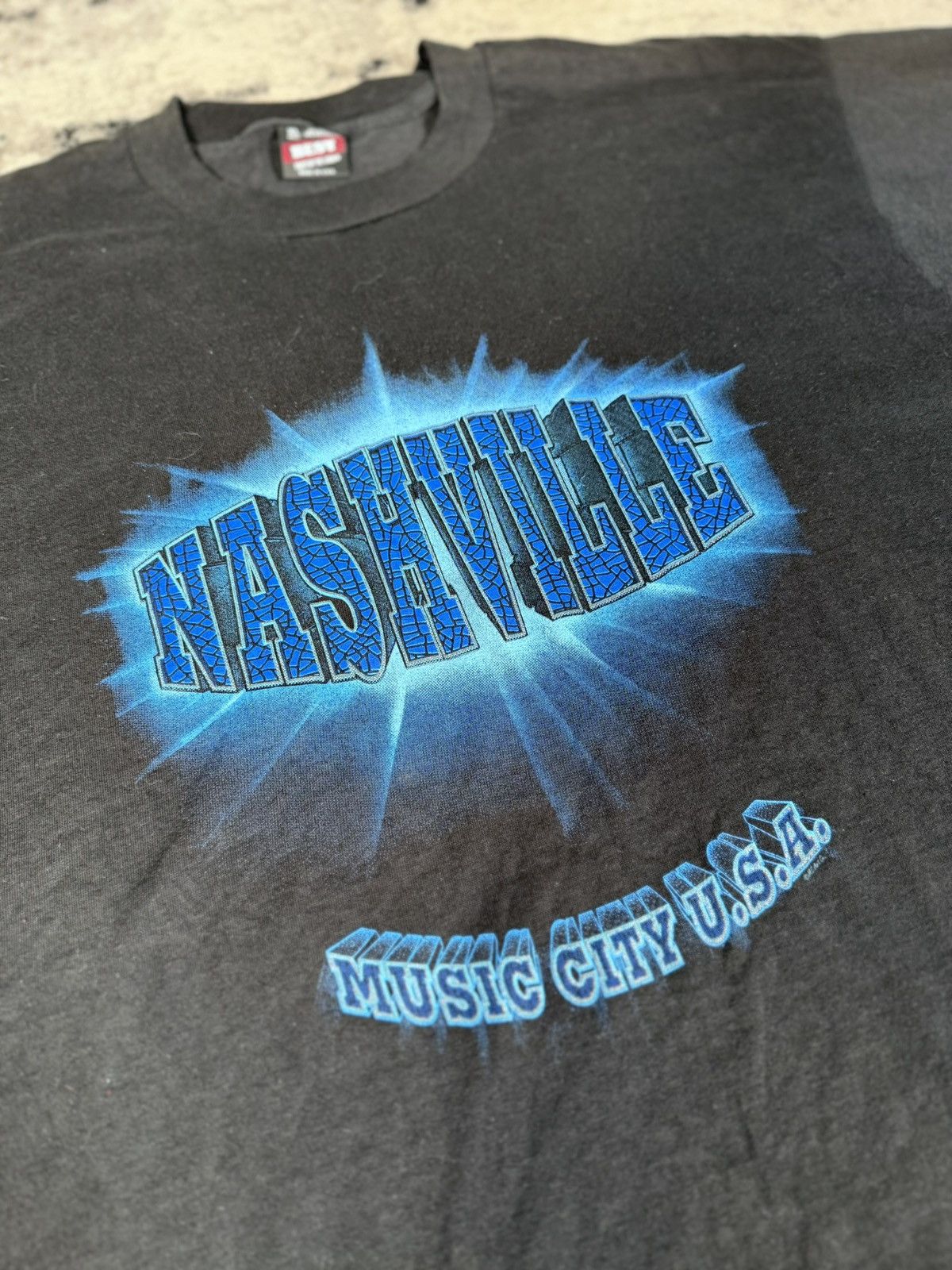 Fruit Of The Loom Vintage Made in USA Single Stitch Nashville Music T-Shirt Size US XL / EU 56 / 4 - 3 Thumbnail