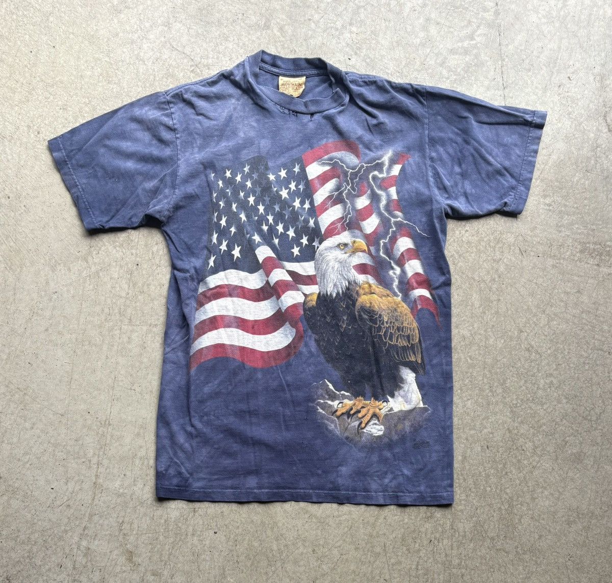 Vintage Vintage 1990s USA Eagle AOP T-Shirt Size US M / EU 48-50 / 2 - 1 Thumbnail