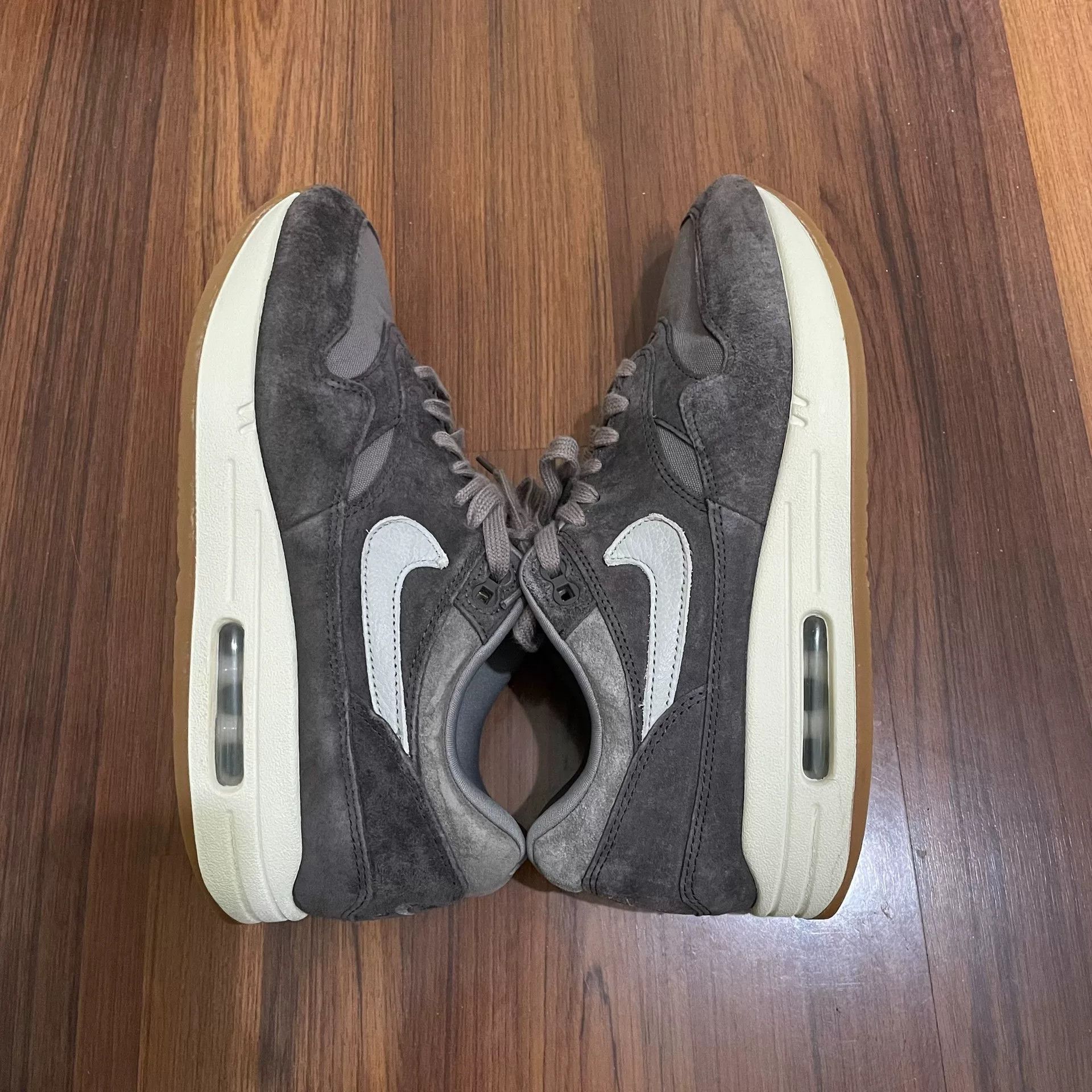 Nike Nike Air Max 1 'Crepe' FD5088-001 Size US 8 / EU 41 - 1 Thumbnail