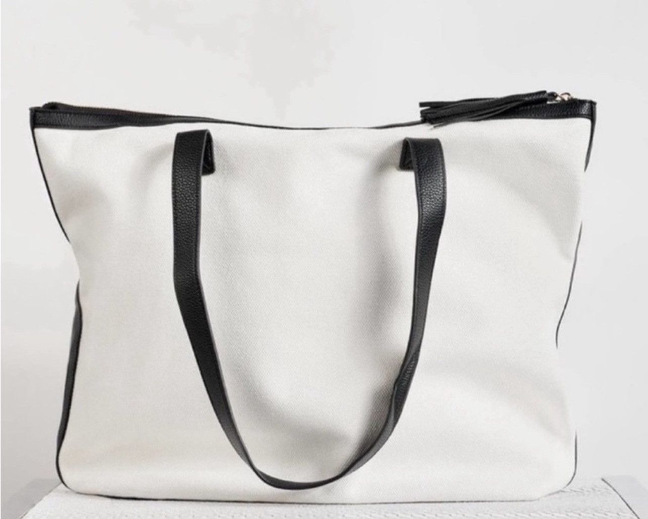 Other Walter Baker NWT Carly Bag White Canvas Tote Top Handle Bag Size ONE SIZE - 3 Thumbnail