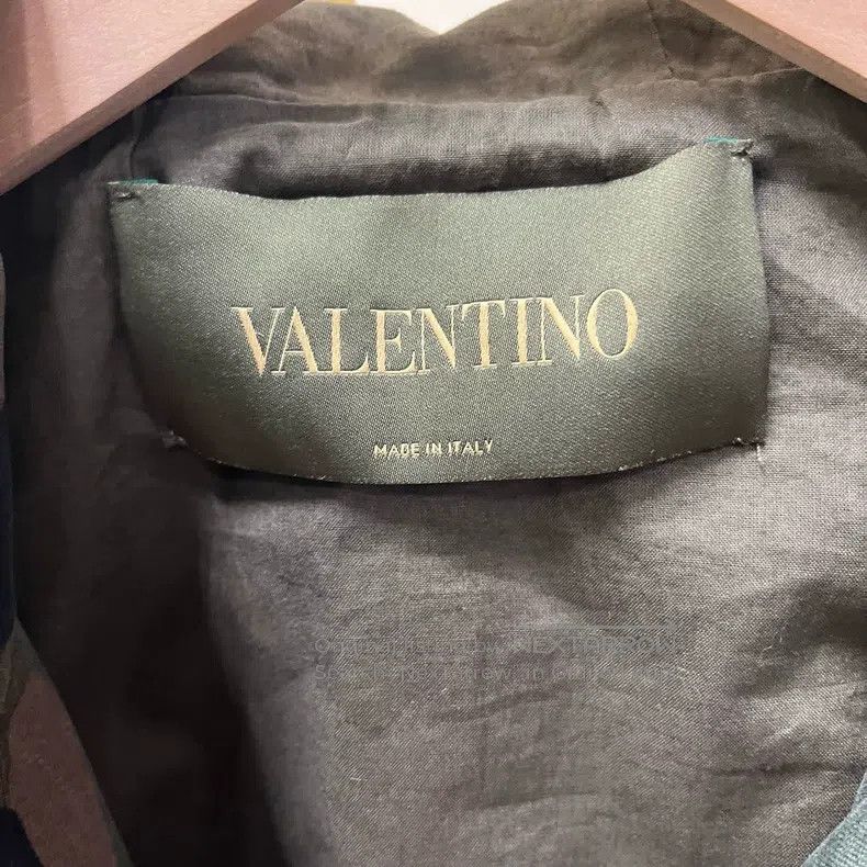 Valentino Valentino Camouflage diamond-encrusted hooded jacket Size US S / EU 44-46 / 1 - 5 Thumbnail