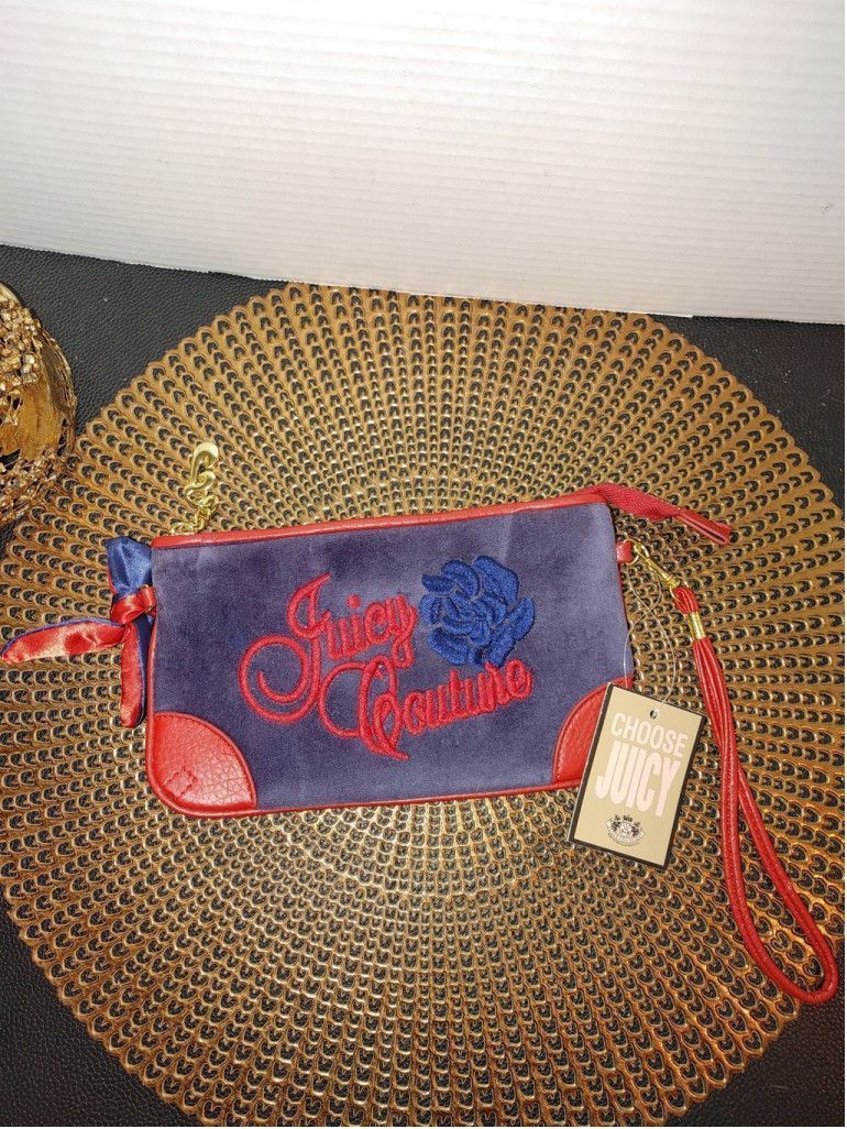 Juicy Couture Juicy Couture Velvet Wristlet NWT Size ONE SIZE - 2 Thumbnail