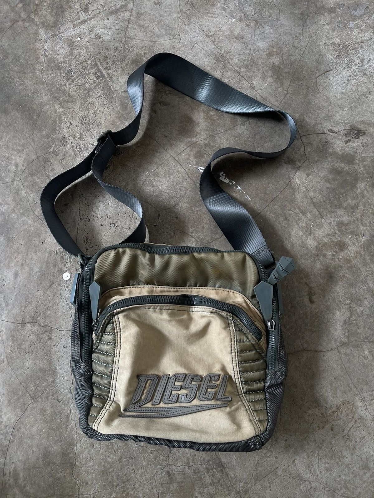 Diesel Y2K Diesel Crossbody Bag Grunge Style Size ONE SIZE - 1 Thumbnail