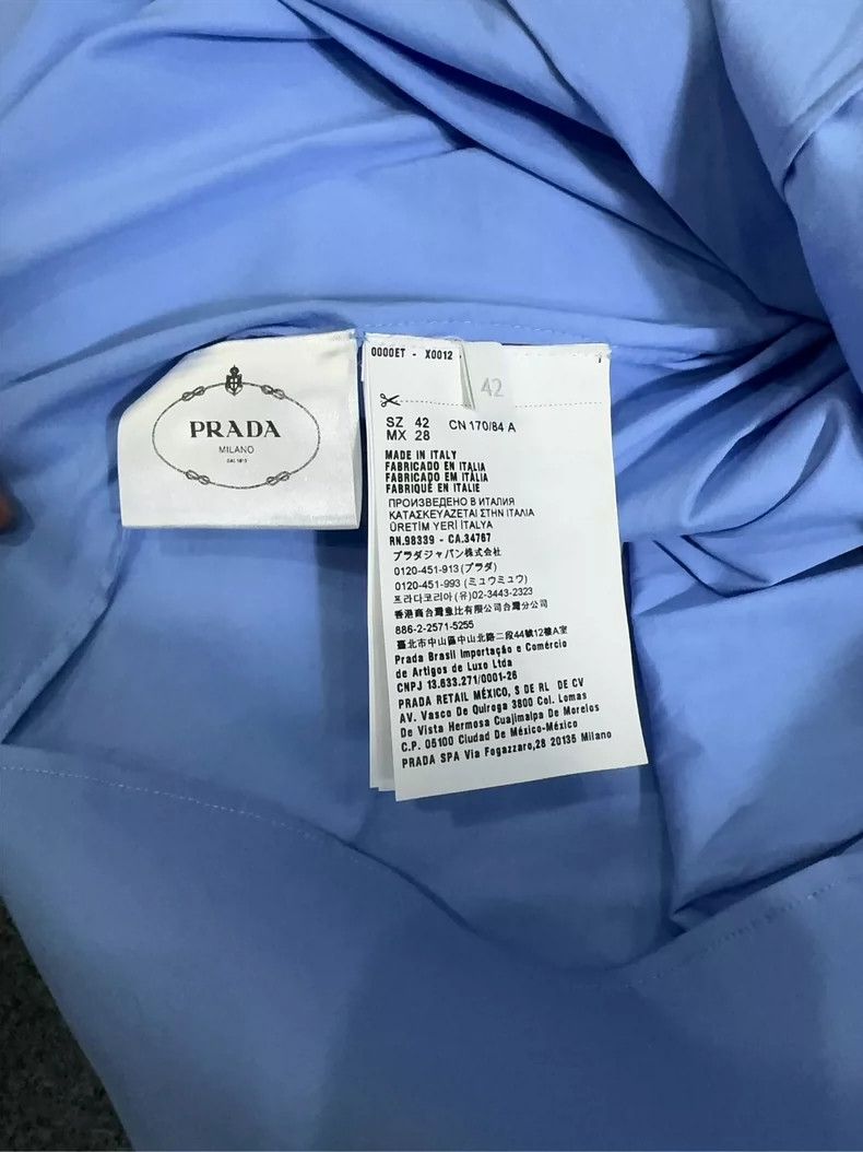 Prada Prada Logo micro-label solid color long-sleeved sunscreen Size US XS / EU 42 / 0 - 4 Thumbnail