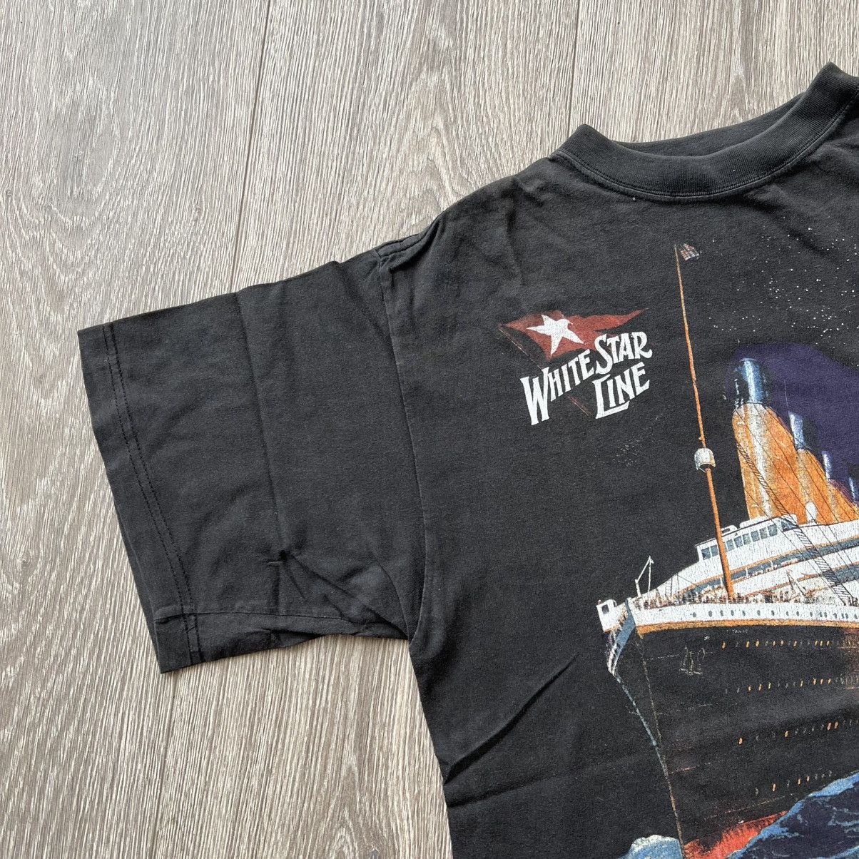 Vintage Vintage Titanic Movie Tee Size US M / EU 48-50 / 2 - 3 Thumbnail