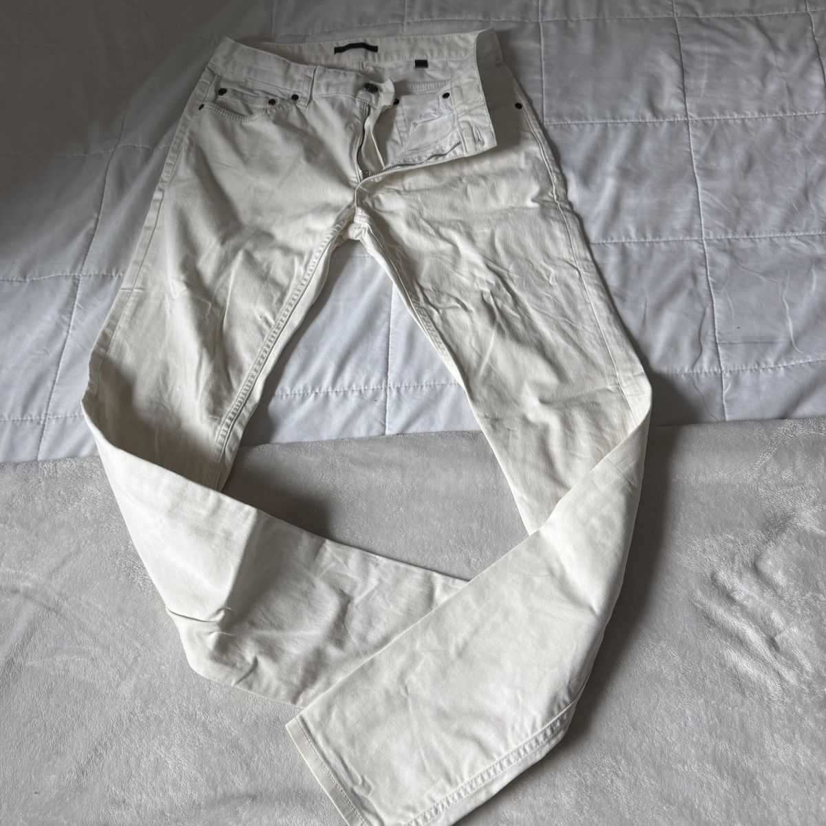 John Varvatos John Varvatos White Denim Jeans Size US 29 - 1 Thumbnail