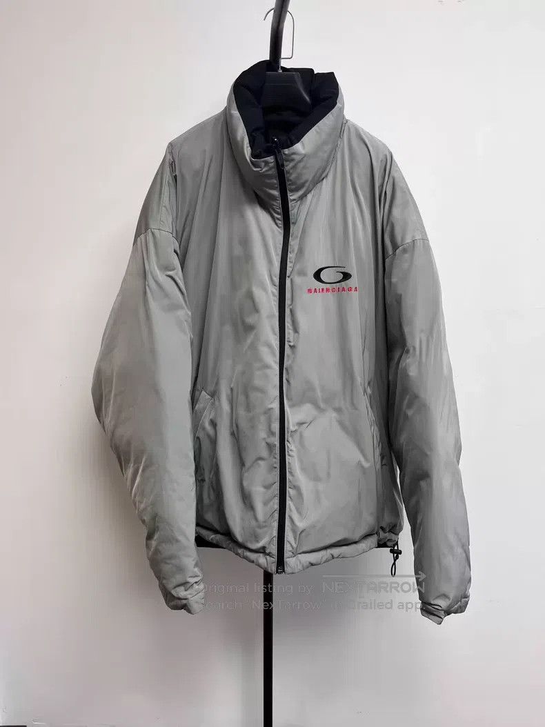 Balenciaga Balenciaga Two-Sided Wearable Down Jacket Size US XS / EU 42 / 0 - 1 Thumbnail