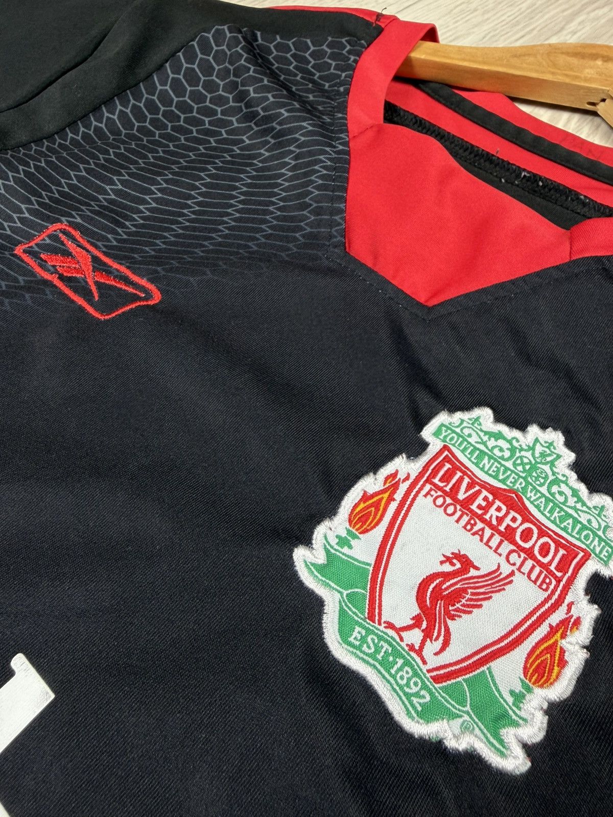 Reebok Vintage Reebok FC Liverpool Long Sleeve Jersey Carlsberg Size US S / EU 44-46 / 1 - 6 Thumbnail