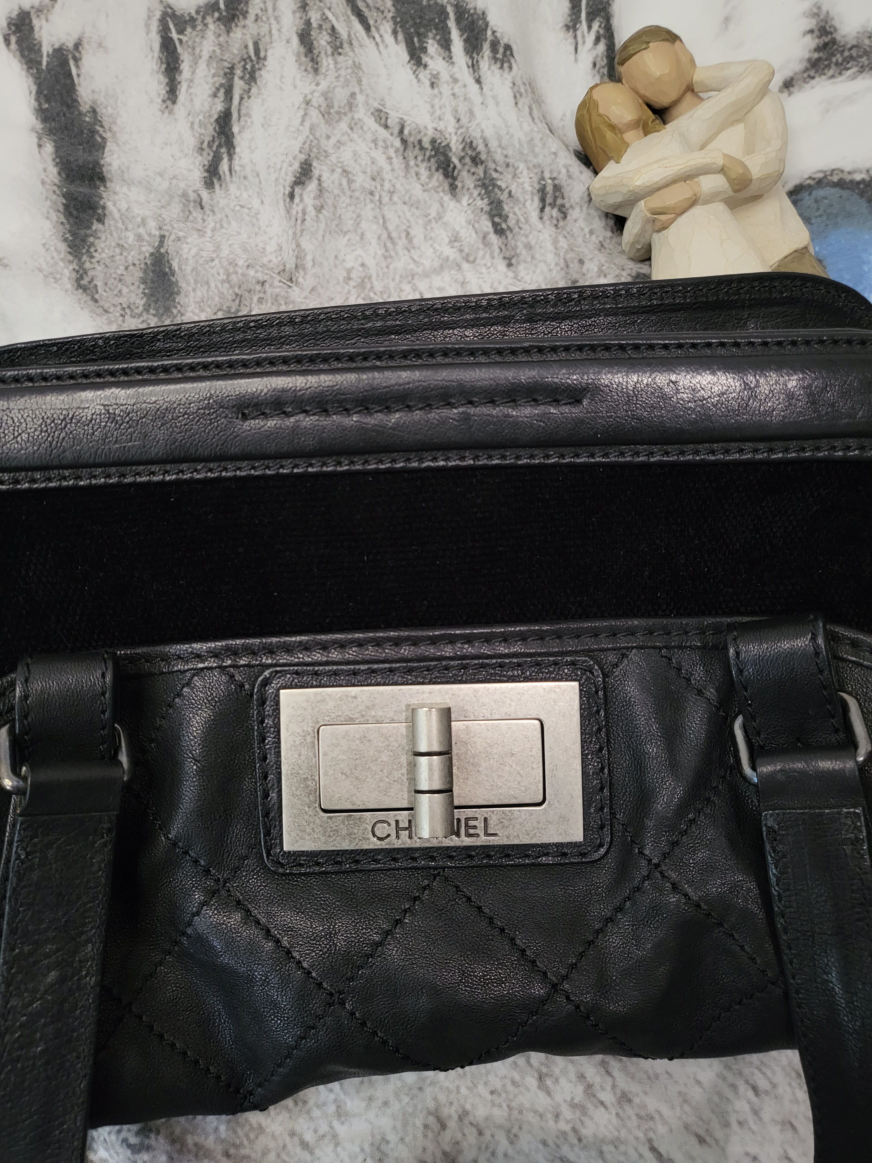 Chanel Chanel Black Caviar Leather Shoulder Bag Size ONE SIZE - 5 Thumbnail