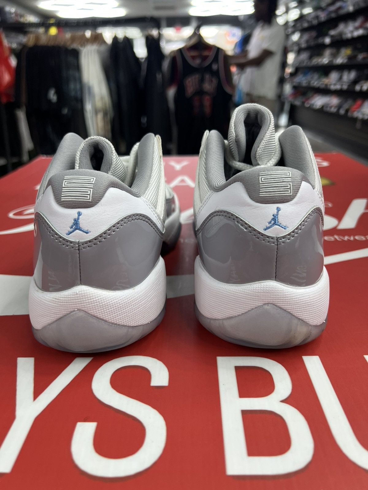 Jordan Brand Air Jordan 11 Low Cement Grey Size 6Y Size US 6 / EU 39 - 5 Thumbnail
