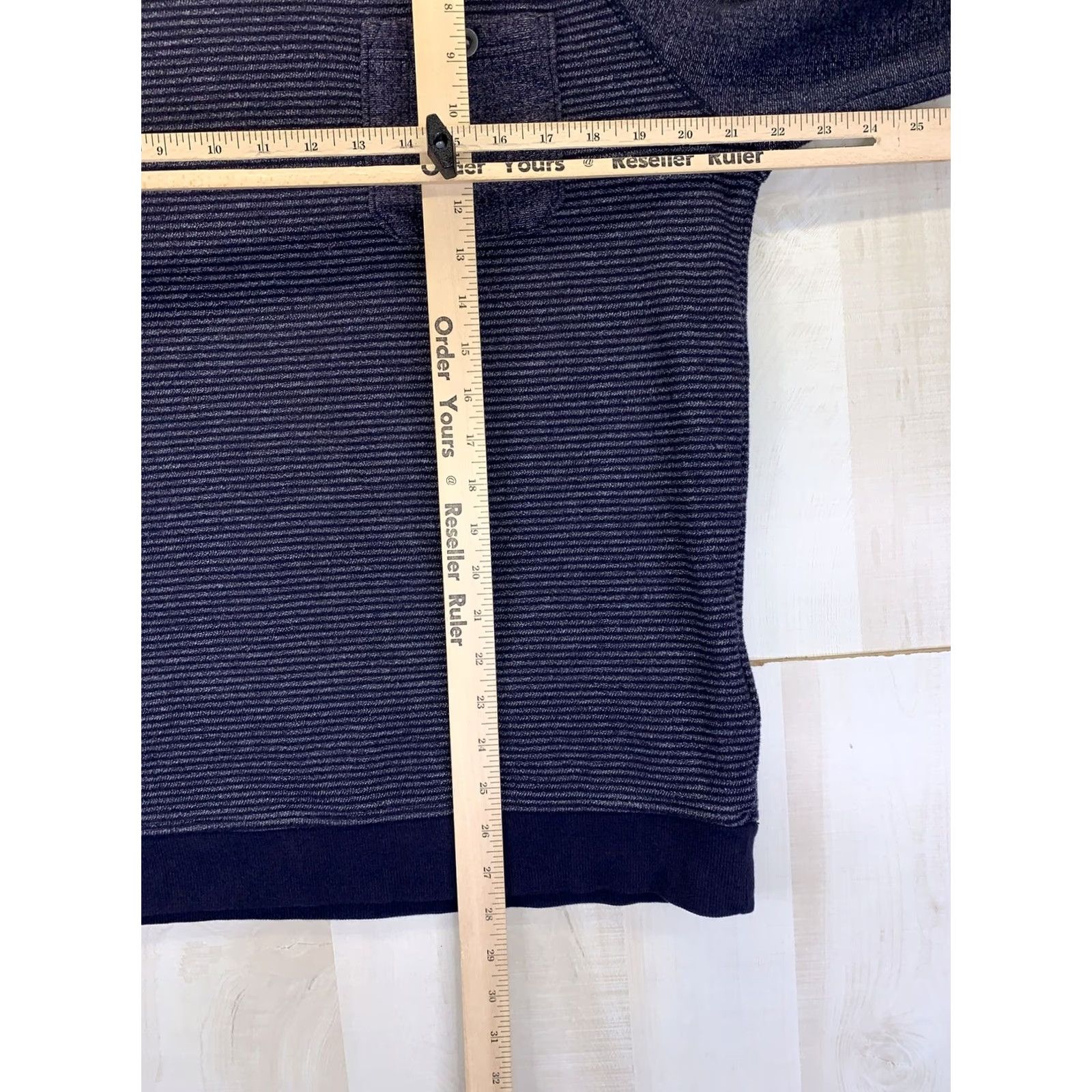 Banana Republic Banana Republic Mens Long Sleeve Shirt Heather Blue Pocket Front Crew Neck Size US L / EU 52-54 / 3 - 4 Thumbnail