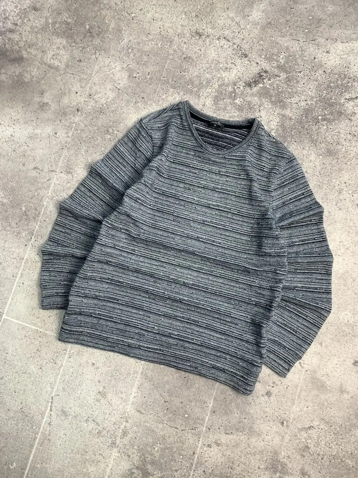 Japanese Brand × Vintage Vintage Y2K A.P.C gothic Distressed Faded Effect sweater Size US XL / EU 56 / 4 - 7 Thumbnail
