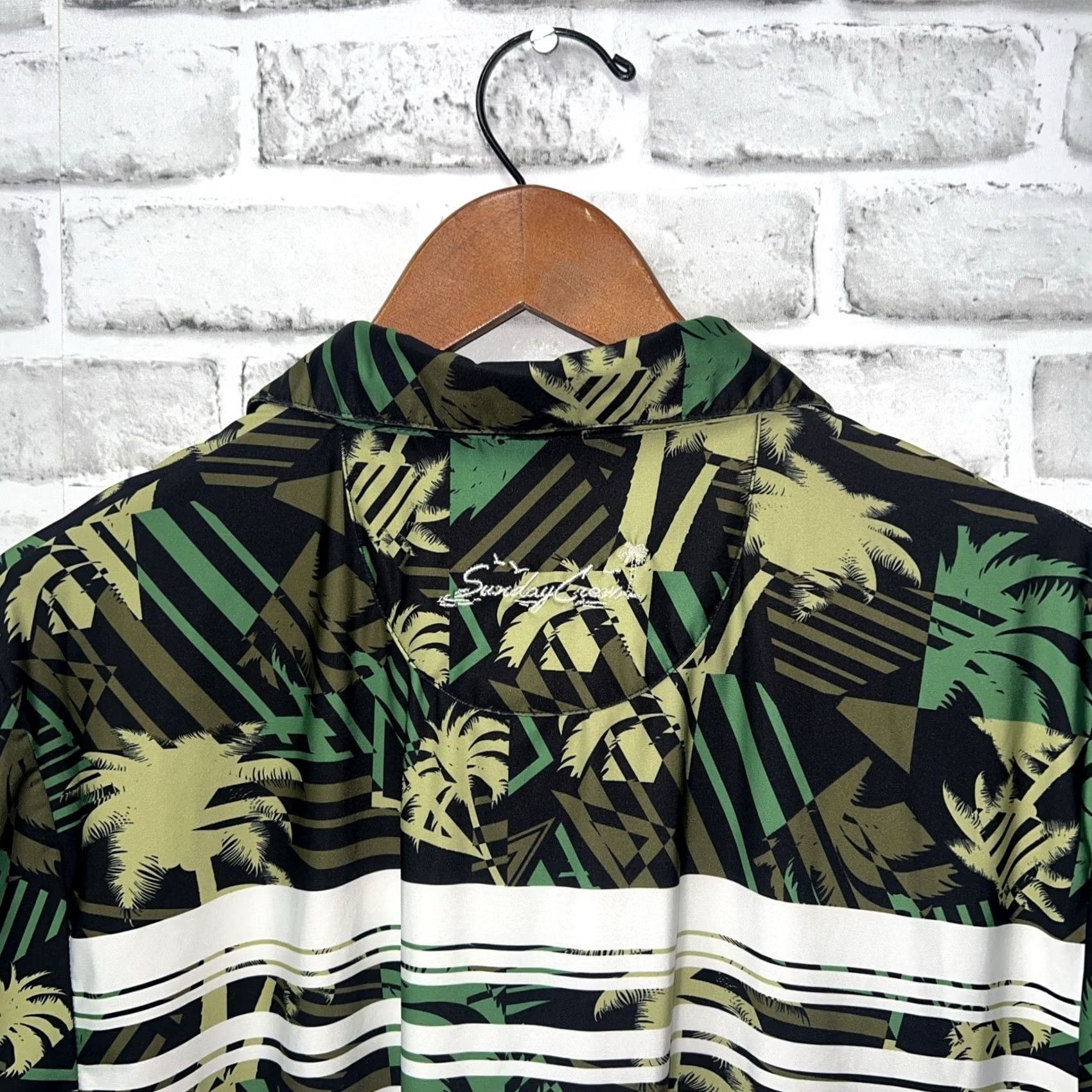 Vintage Sunday Crew Polo Shirt Mens Size M Gray Tropical Shirt Size US M / EU 48-50 / 2 - 5 Thumbnail