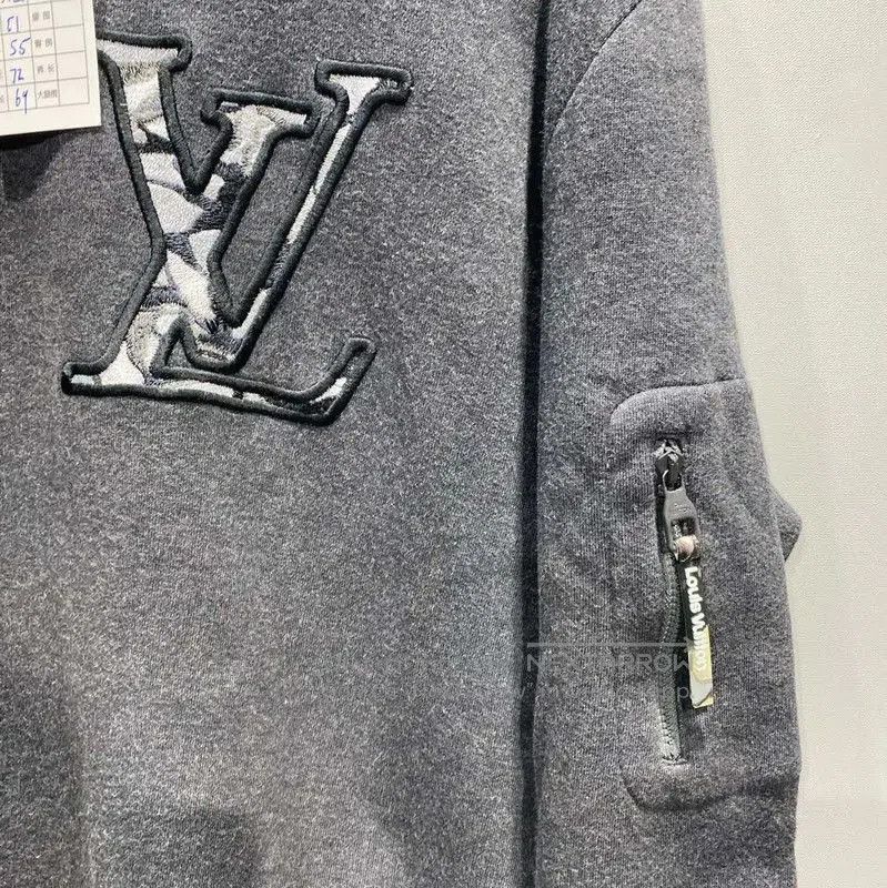 Louis Vuitton Louis Vuitton Gray Cotton Men's Sweatshirt . Size US XL / EU 56 / 4 - 7 Thumbnail