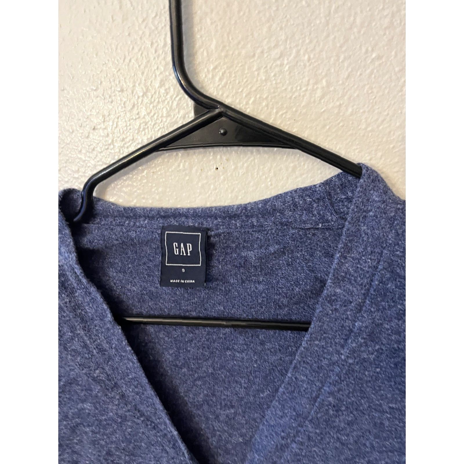 Gap Gap Cardigan Shirt Women S Blue Solid Long Sleeve Cotton Knit with Pockets, V-Neck, Button - Classic Brand Gap, Regular Size Size S / US 4 / IT 40 - 2 Thumbnail