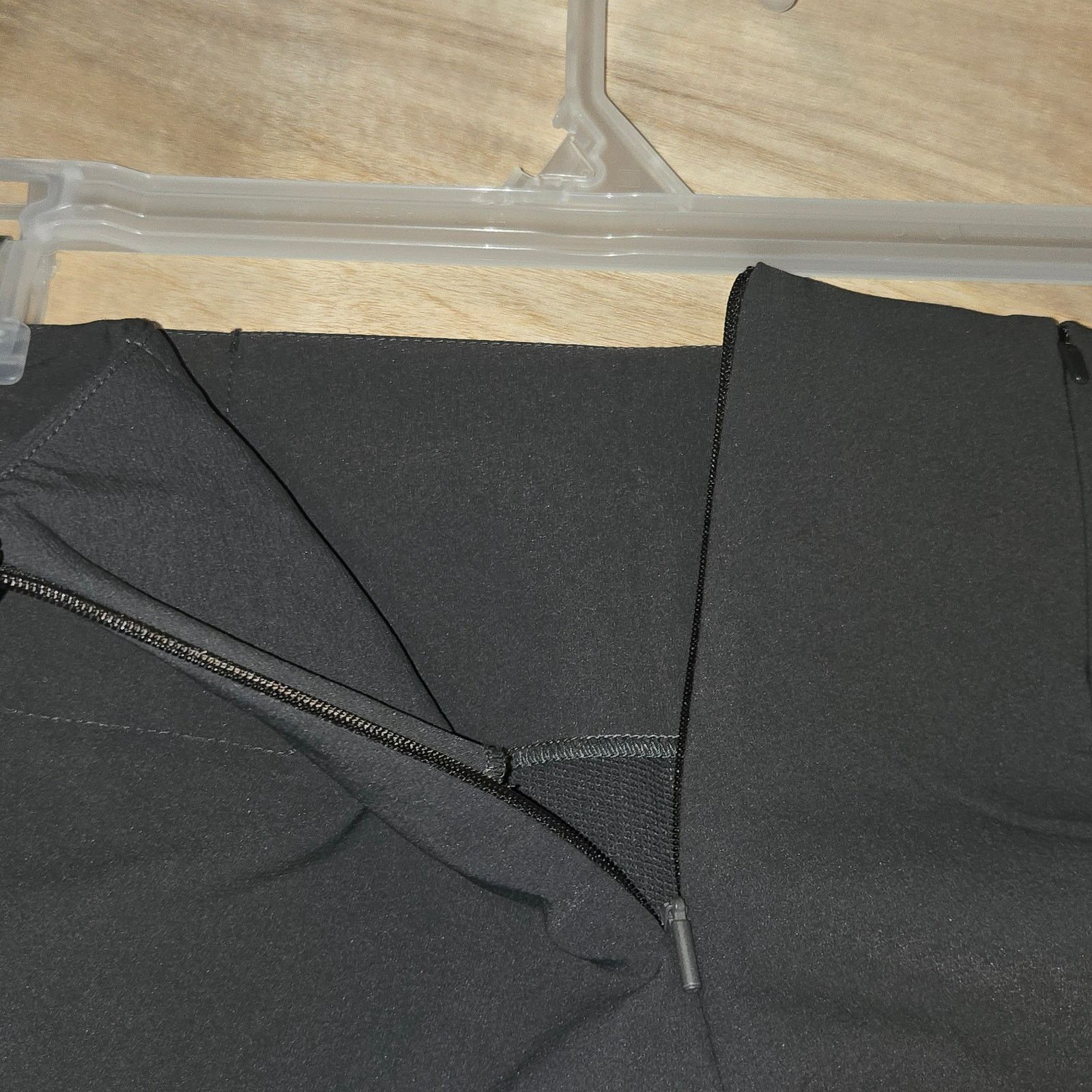 Athleta Athleta Wander Slim Straight Crop sz 0 gray Size 25" / US 0 / IT 36 - 4 Thumbnail