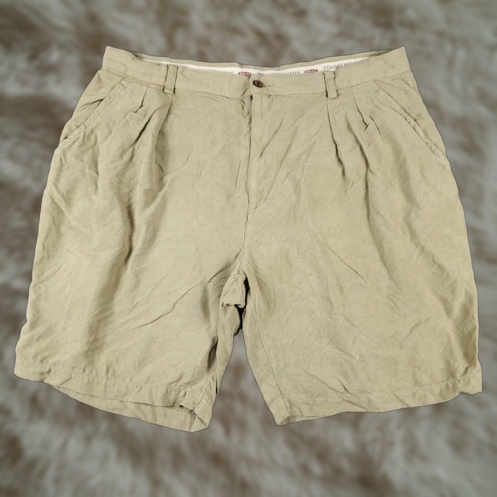 Tommy Bahama VINTAGE Tommy Bahama Shorts Mens Size 40 Chino Silk Casual Pleated Beige Summer Size US 40 / EU 56 - 1 Thumbnail