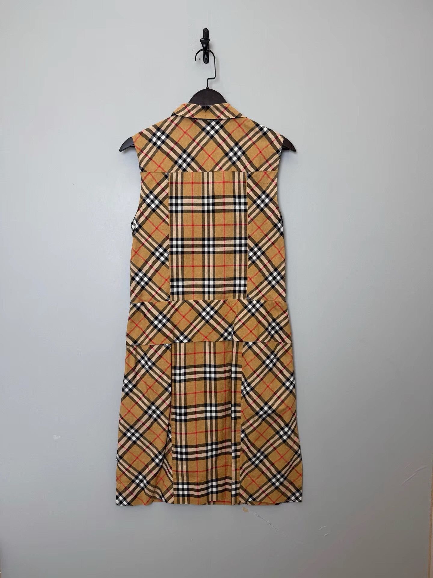 Burberry Burberry Classic Summer Sleeveless Check Women's Dress K36 Size S / US 4 / IT 40 - 2 Thumbnail