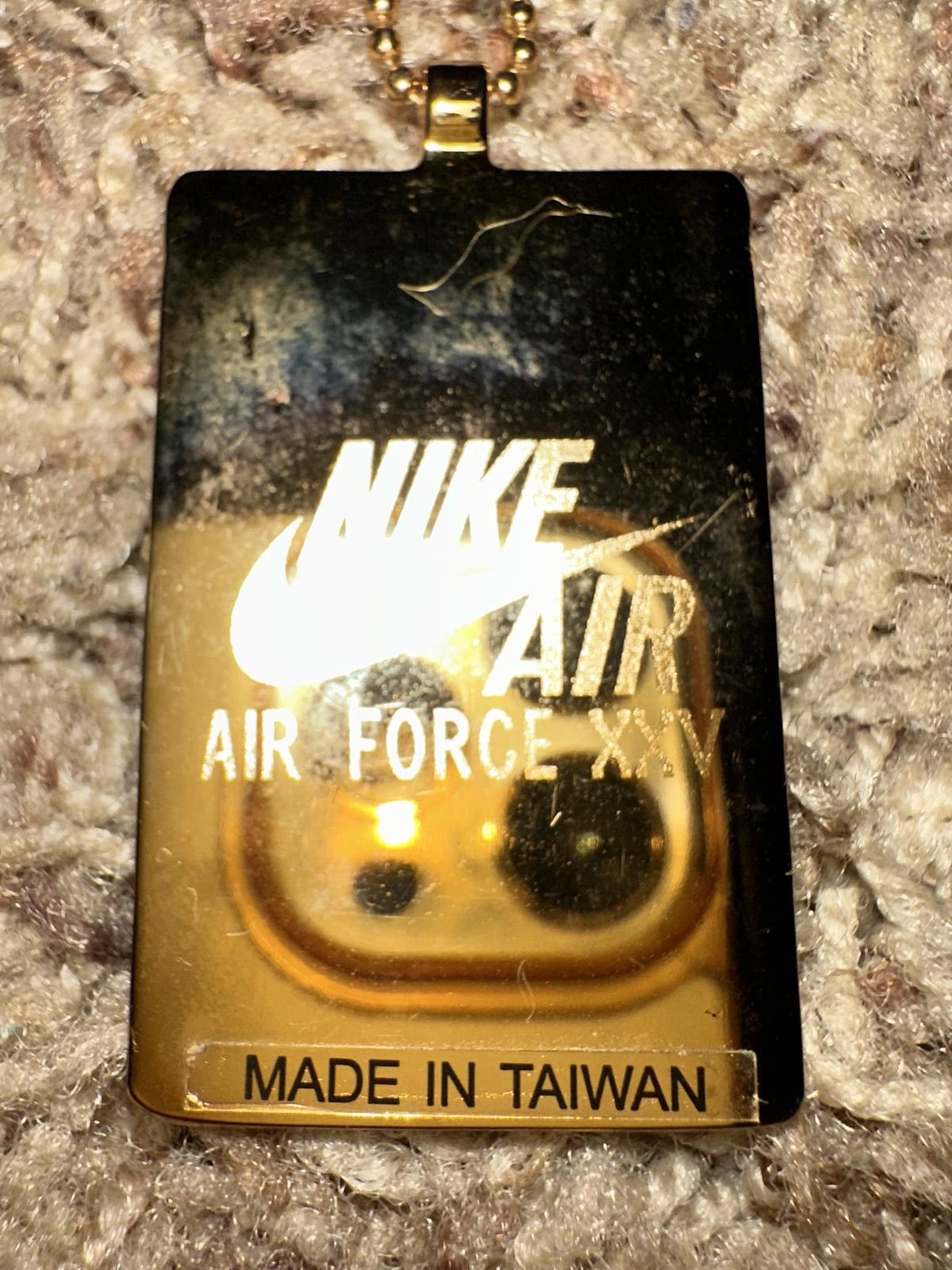 Nike VINTAGE Nike Air Force 1 Lux High '07 Players Hang Tag 18K Gold Size US 9 / EU 42 - 4 Thumbnail