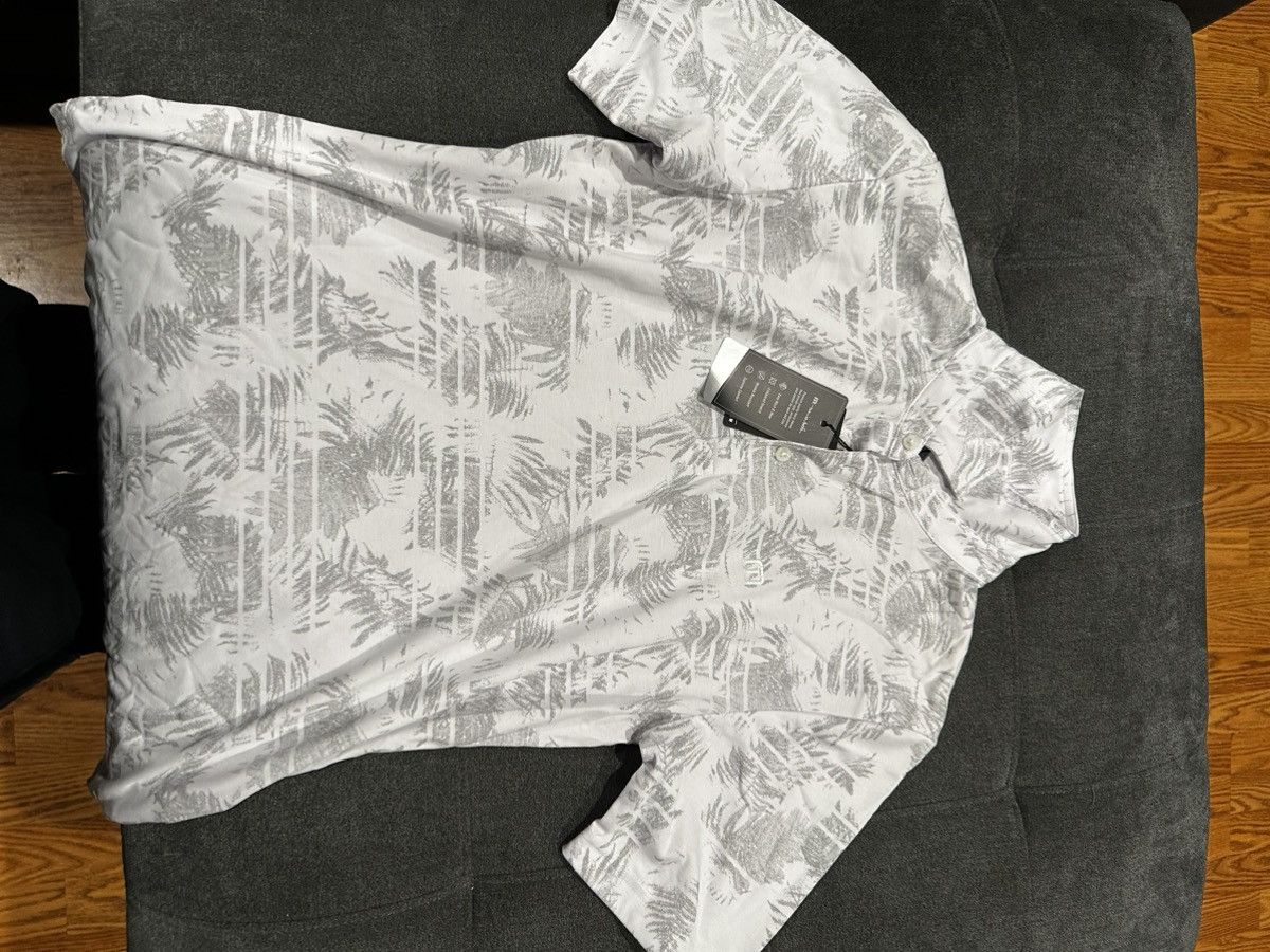 TravisMathew Travis Mathew grey and white polo Size US S / EU 44-46 / 1 - 1 Thumbnail