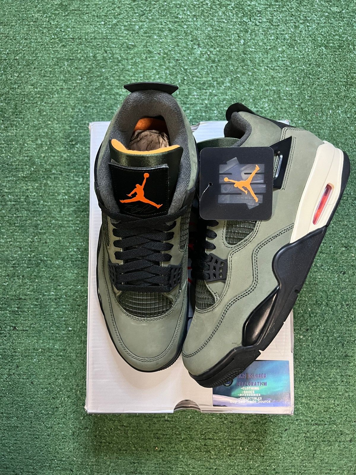 Jordan Brand Jordan 4 undefeated Size US 10.5 / EU 43-44 - 1 Thumbnail
